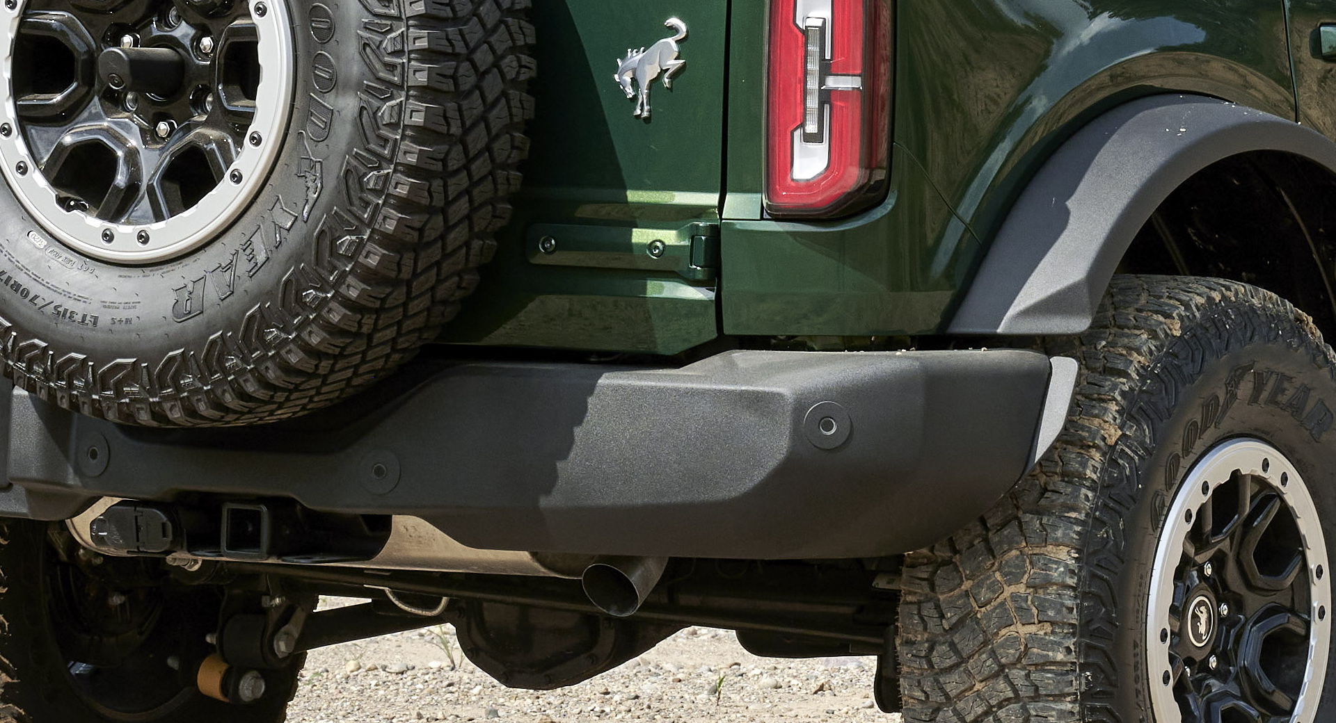 Ford Patents Retractable Exhaust Tips To Improve Departure Angles In Off-Road Driving