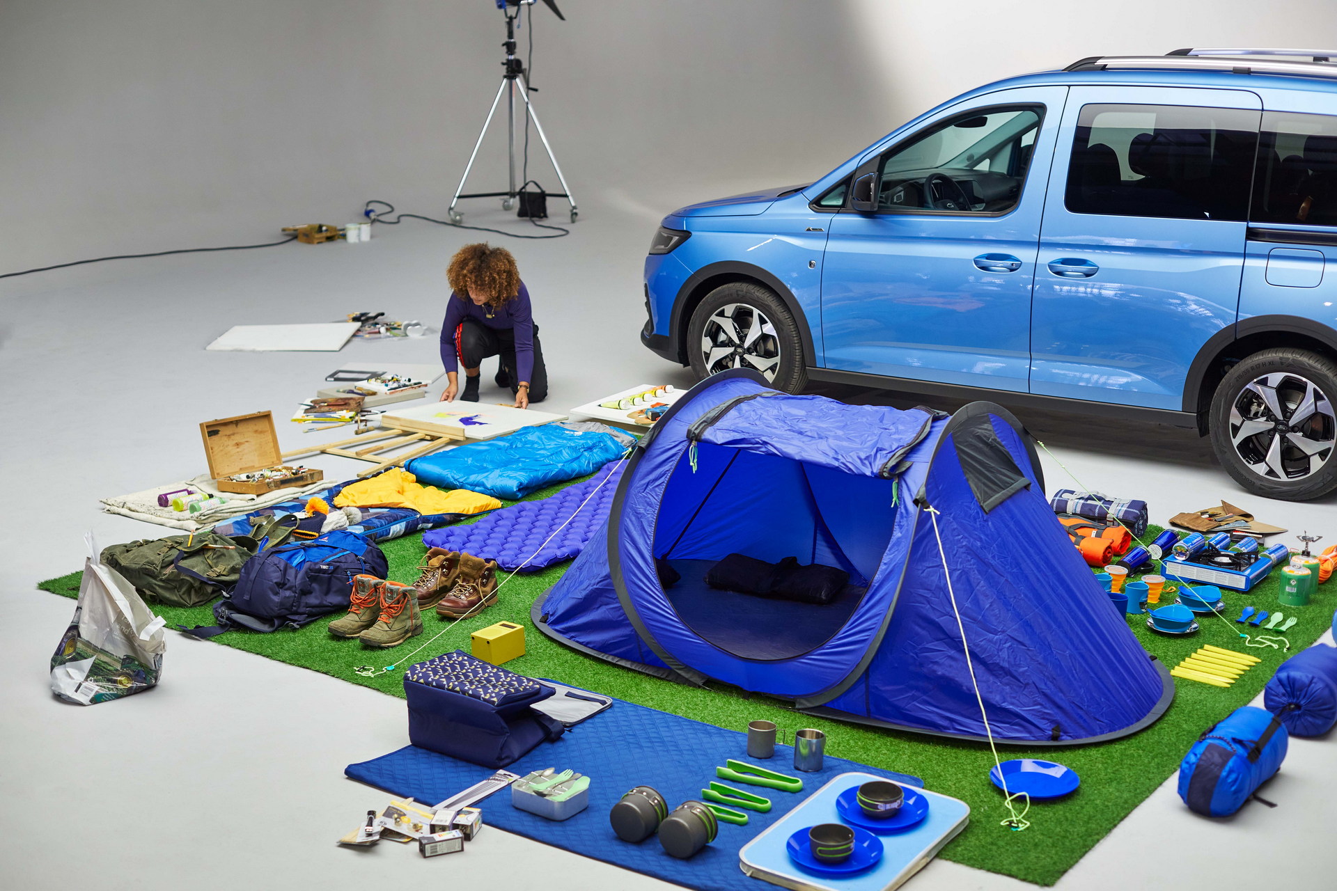 2022 Ford Tourneo Connect Revealed With VW Caddy Bones, More Tech, And Superb Practicality