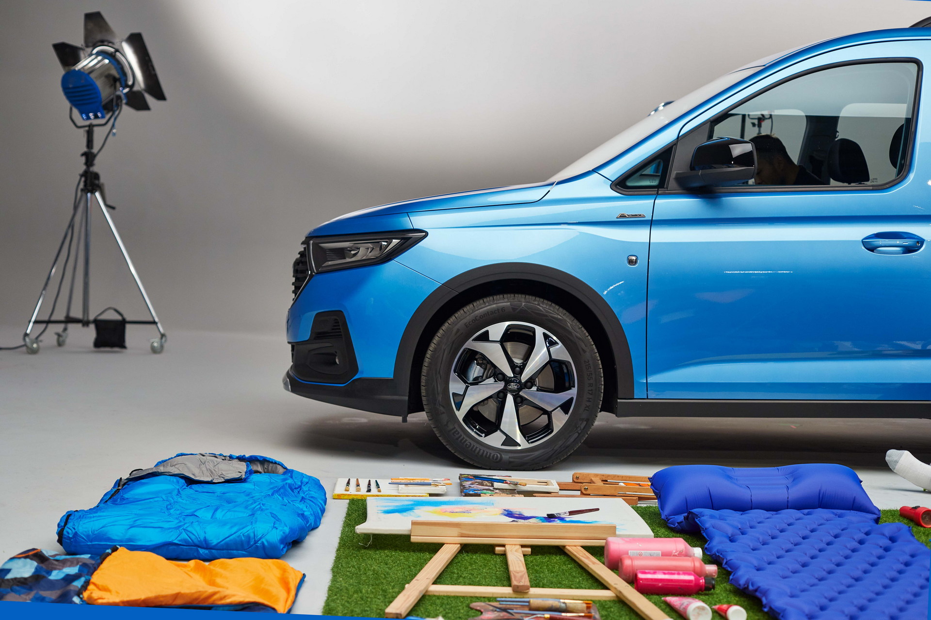 2022 Ford Tourneo Connect Revealed With VW Caddy Bones, More Tech, And Superb Practicality