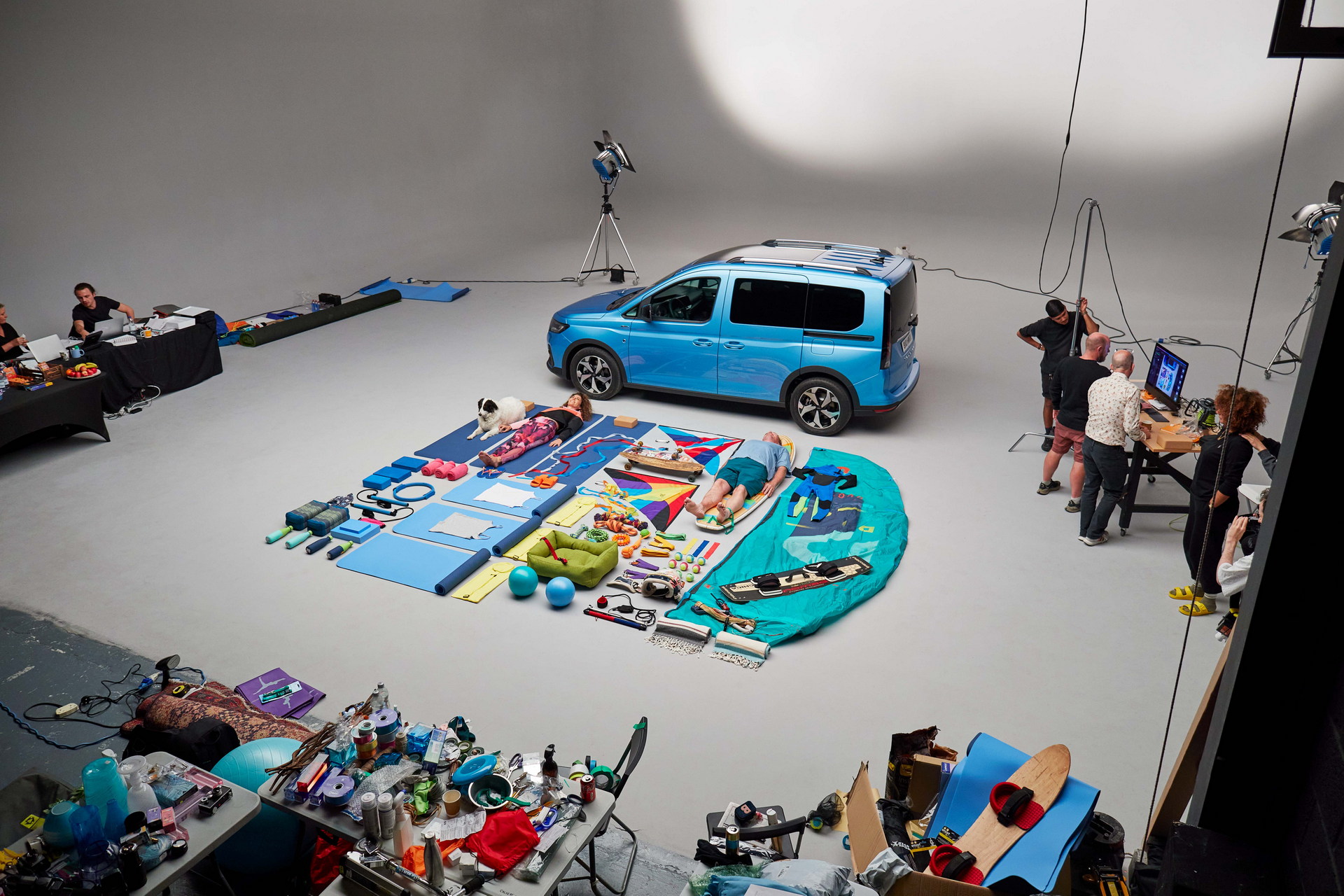 2022 Ford Tourneo Connect Revealed With VW Caddy Bones, More Tech, And Superb Practicality