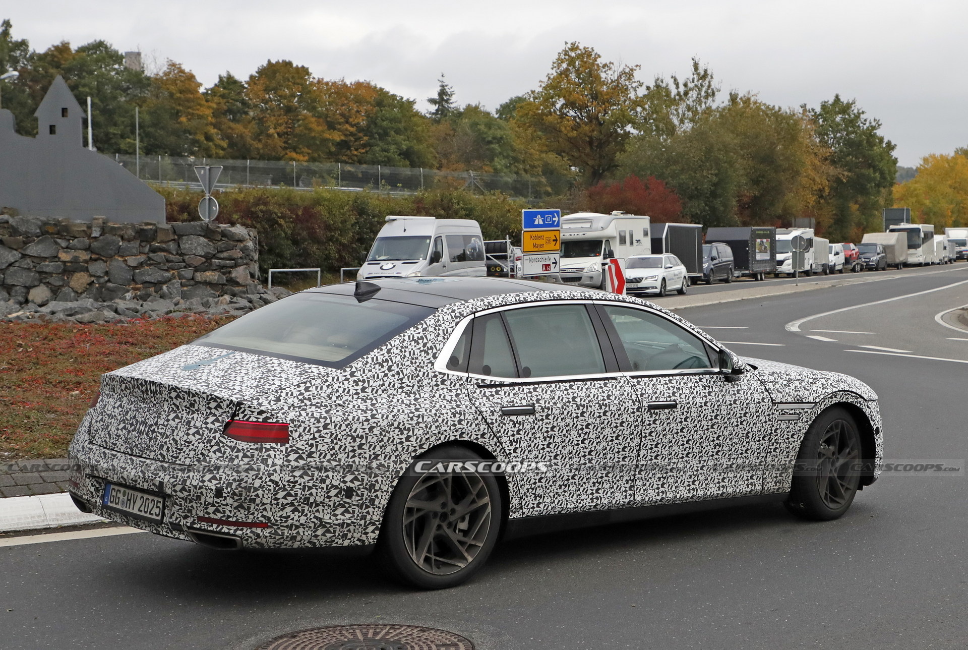 2022 Genesis G90 Spied Inside-Out Revealing Premium And Tech-Filled Cabin