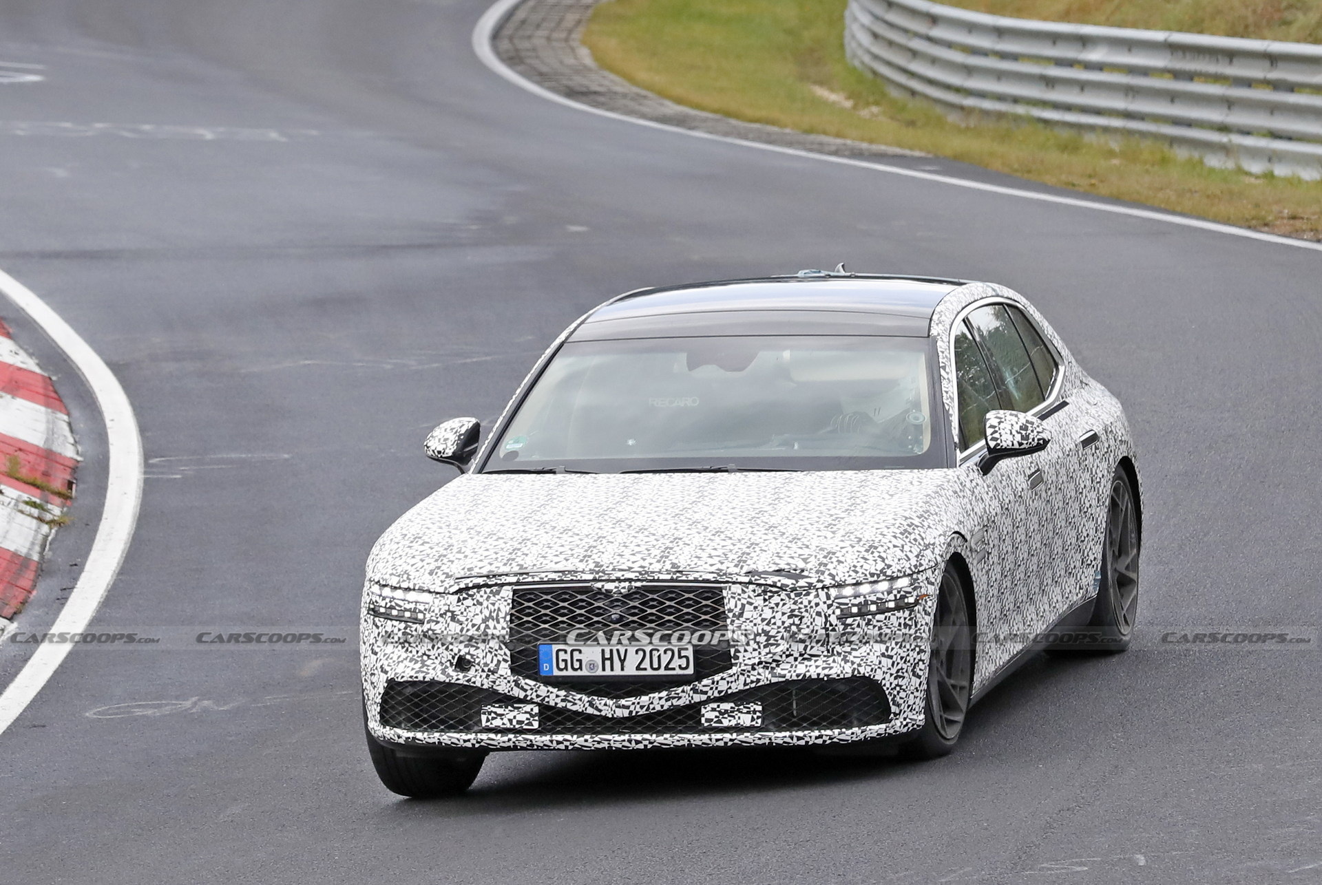 2022 Genesis G90 Spied Inside-Out Revealing Premium And Tech-Filled Cabin