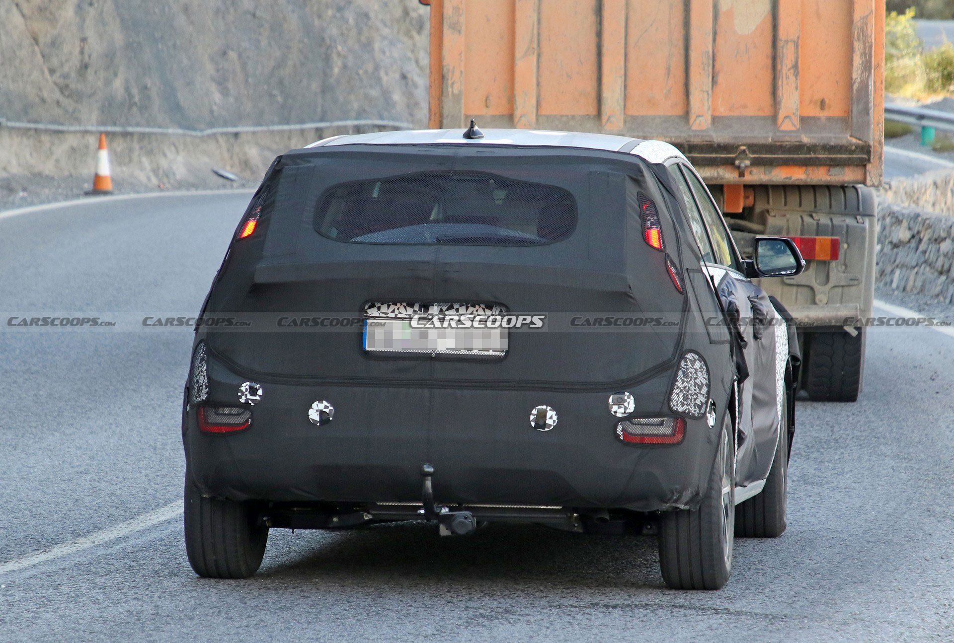 2023 Kia Niro Drops Camo And Reveals Its Production Headlights