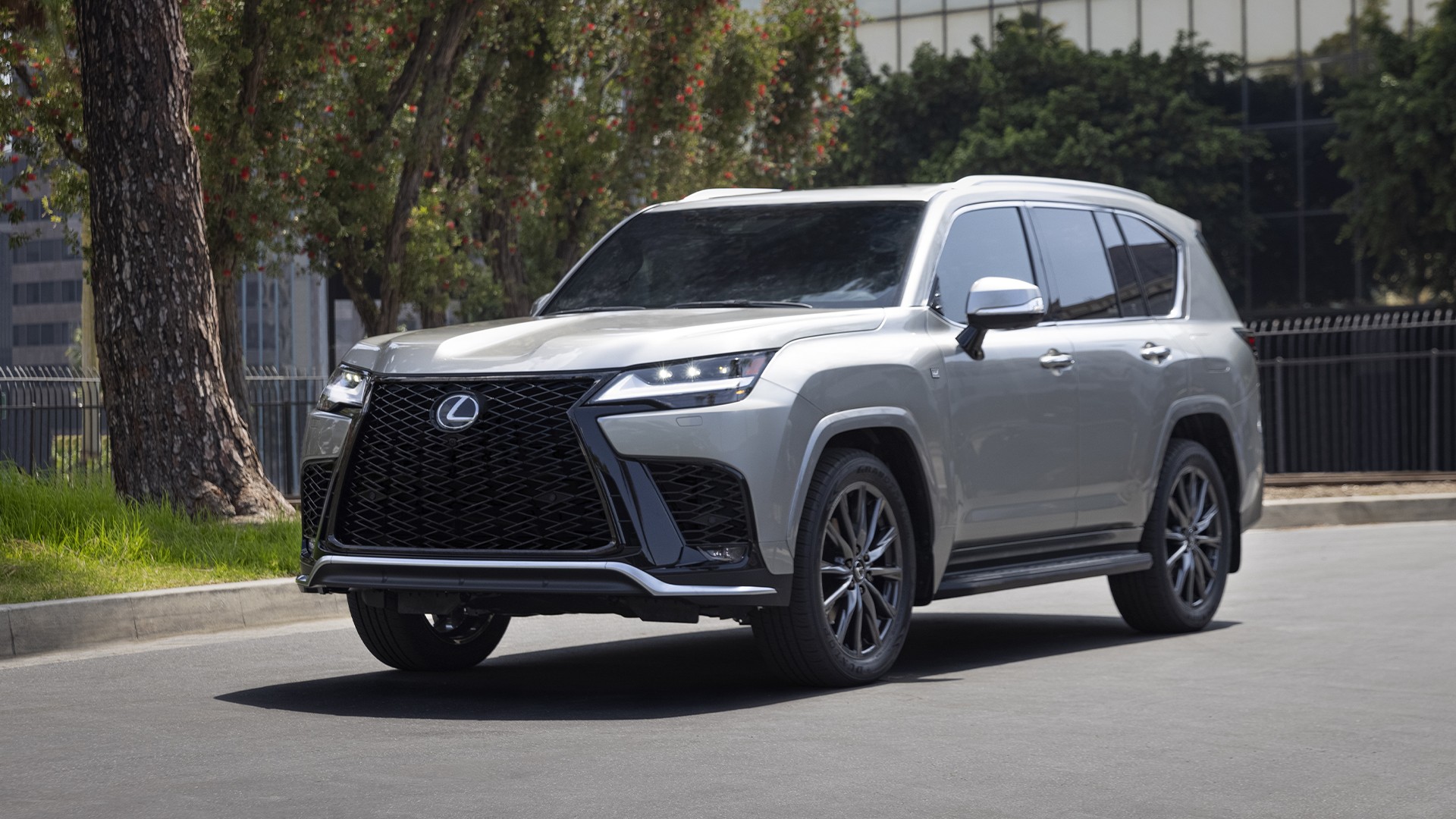 2022 Lexus LX 600 Is America’s Posh Land Cruiser With A Twin-Turbo V6 And New Four-Seat Ultra Lux Trim