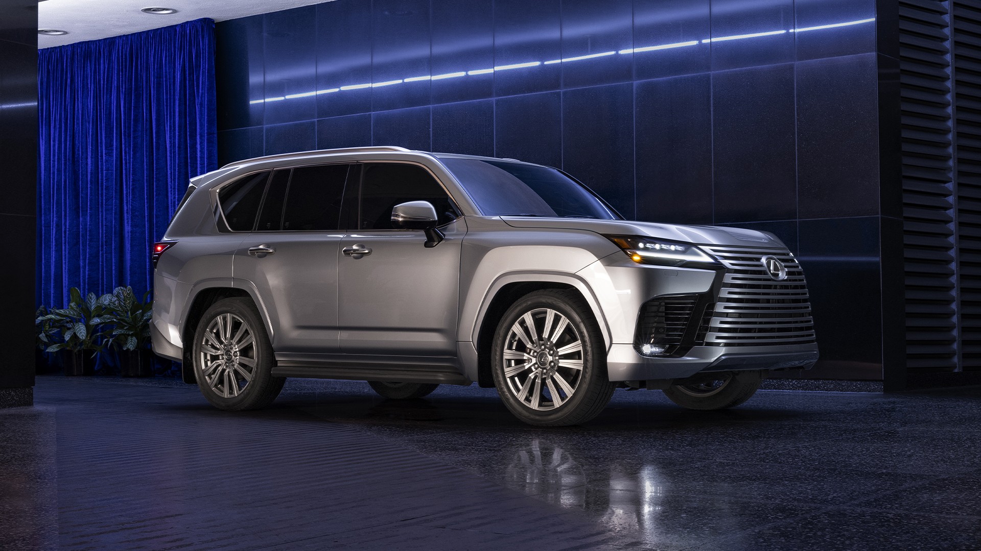 2022 Lexus LX 600 Is America’s Posh Land Cruiser With A Twin-Turbo V6 And New Four-Seat Ultra Lux Trim