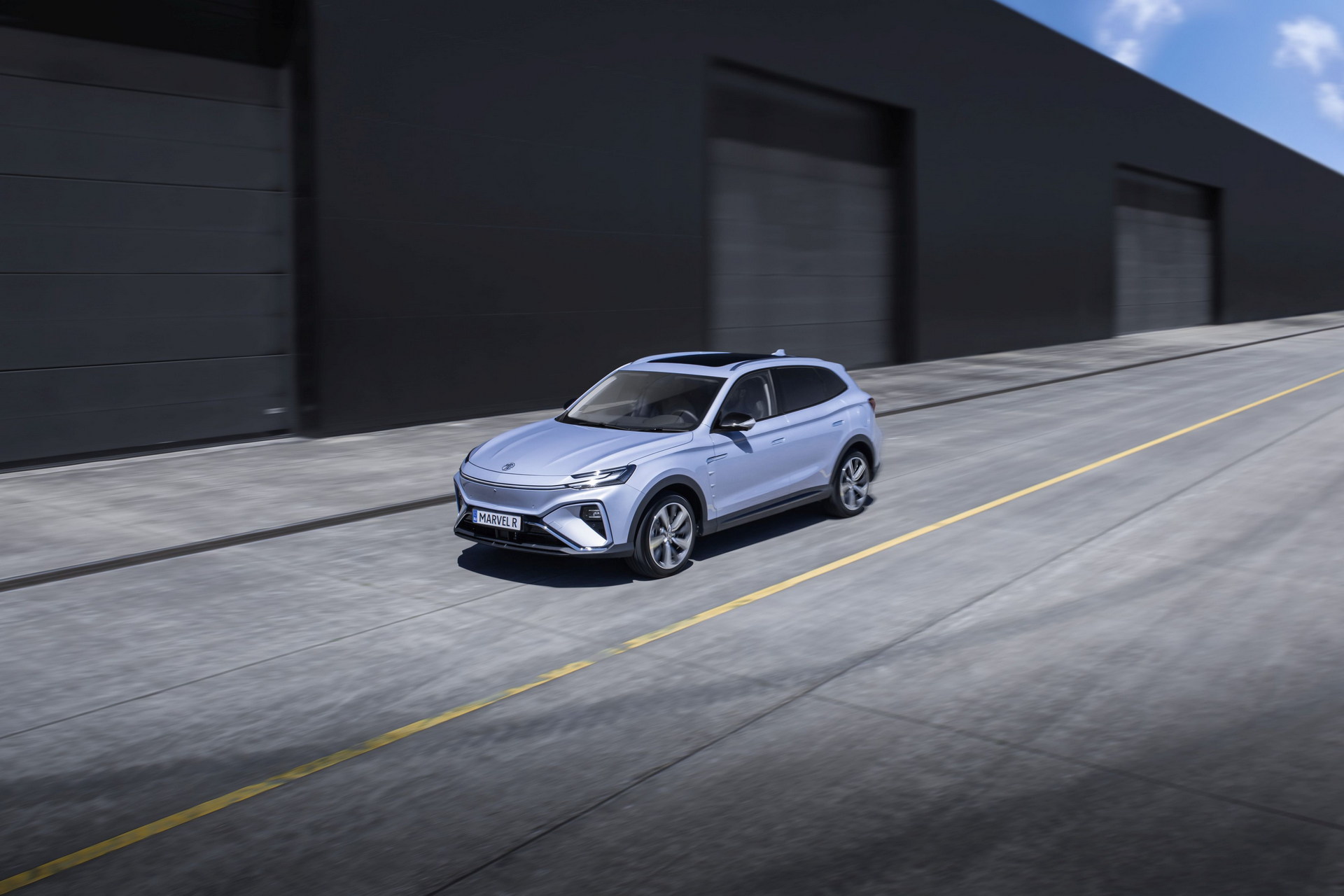 MG Marvel R Electric Flagship Starts Sales In Europe Priced From €39,990