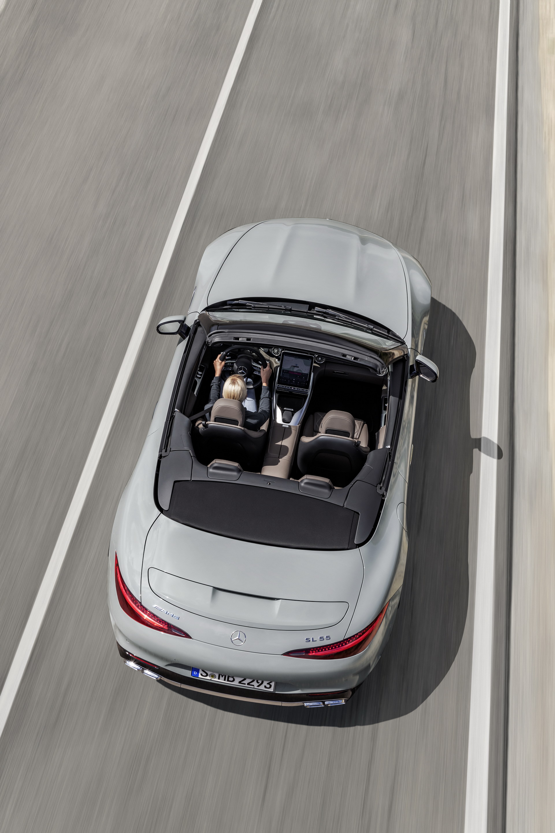 2022 Mercedes-AMG SL Breaks Cover With 2+2 Seats, Fabric Top, AWD And Up To 577 HP