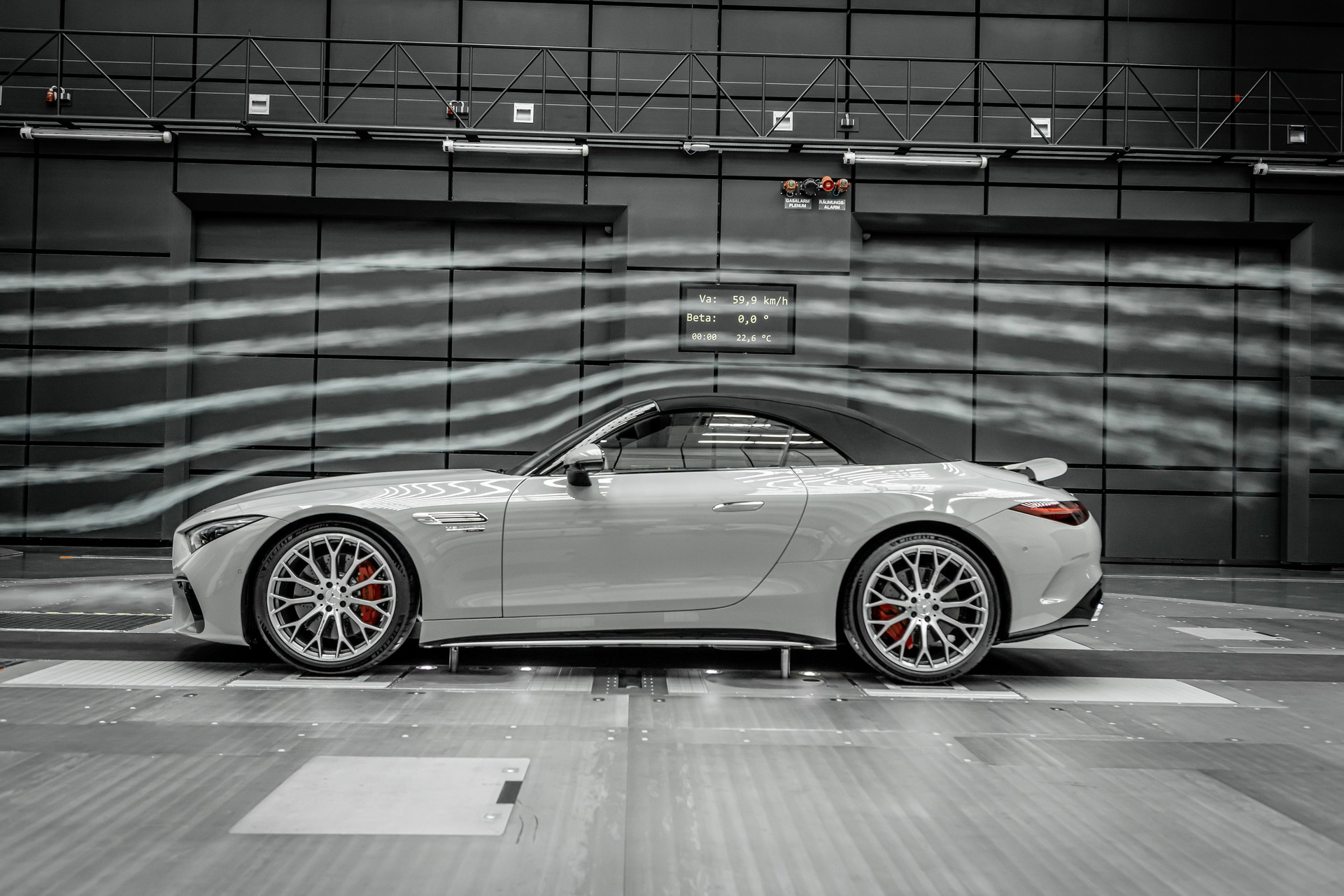 2022 Mercedes-AMG SL Breaks Cover With 2+2 Seats, Fabric Top, AWD And Up To 577 HP