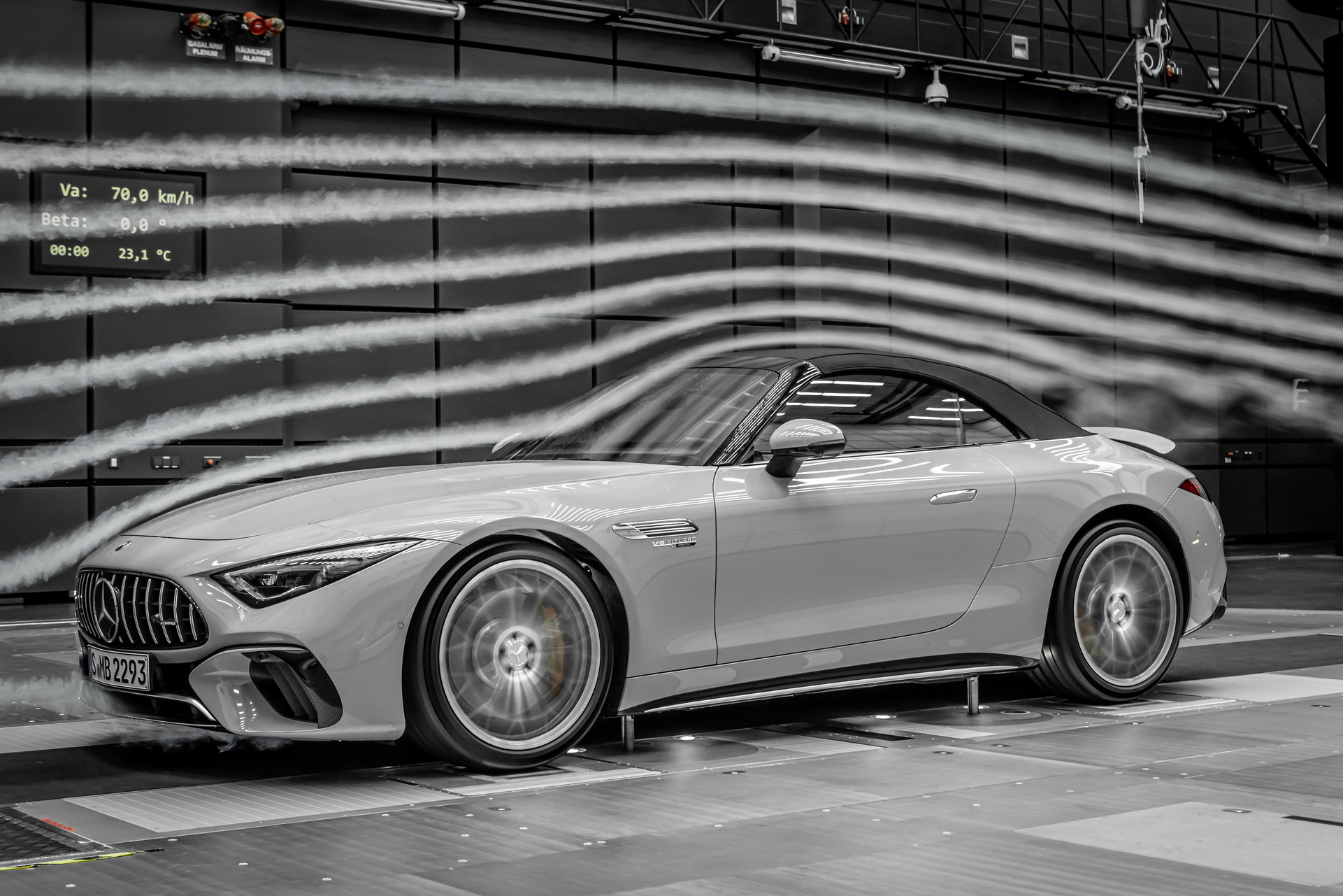 2022 Mercedes-AMG SL Breaks Cover With 2+2 Seats, Fabric Top, AWD And Up To 577 HP