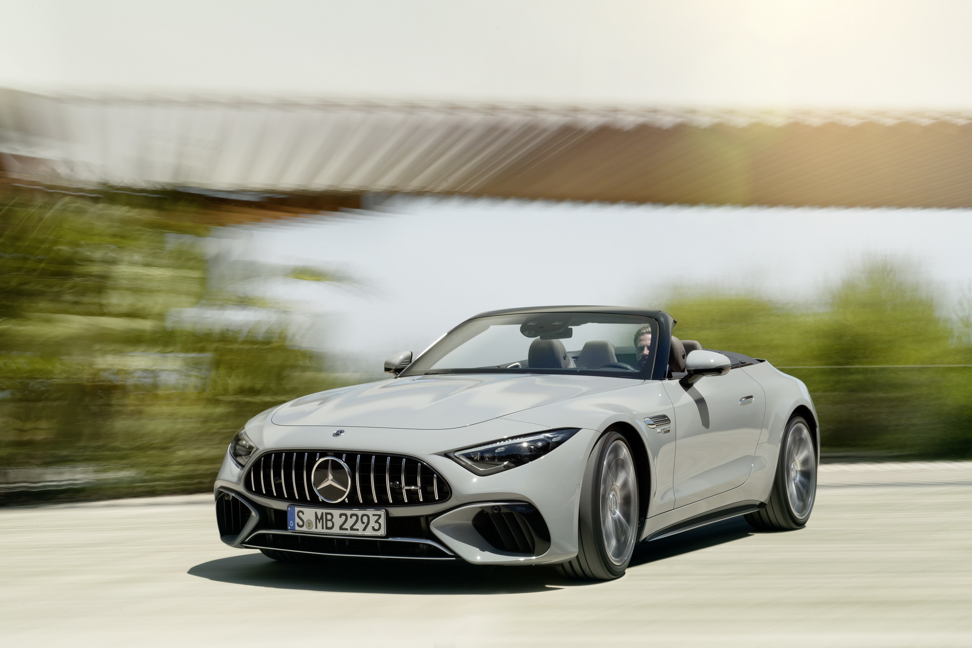 2022 Mercedes-AMG SL Breaks Cover With 2+2 Seats, Fabric Top, AWD And Up To 577 HP