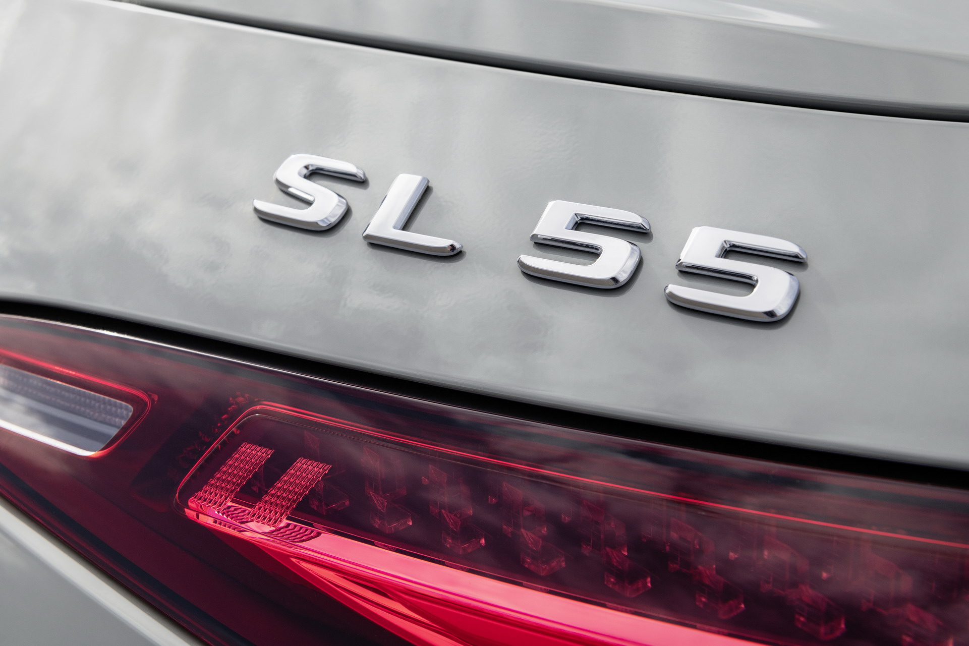 2022 Mercedes-AMG SL Breaks Cover With 2+2 Seats, Fabric Top, AWD And Up To 577 HP