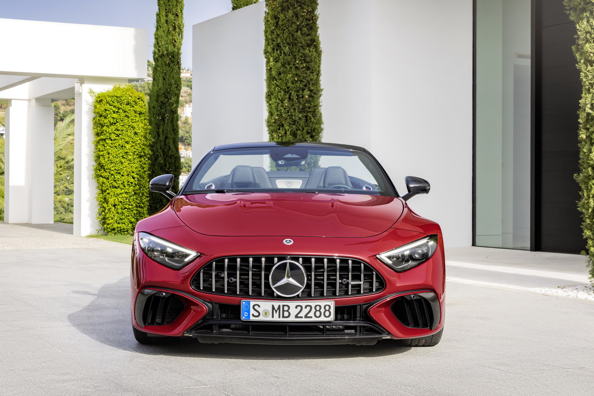 2022 Mercedes-AMG SL Breaks Cover With 2+2 Seats, Fabric Top, AWD And Up To 577 HP