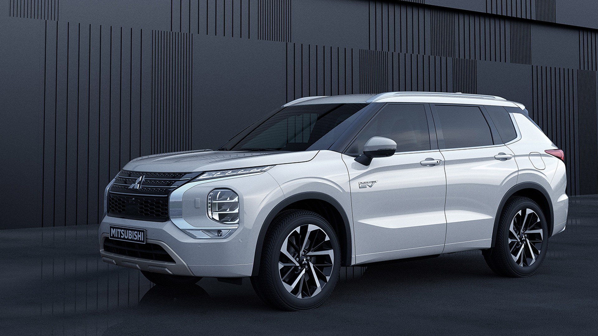 2022 Mitsubishi Outlander PHEV Debuts With More Electric Power And A 54-Mile Electric Range, Coming To U.S. Next Year