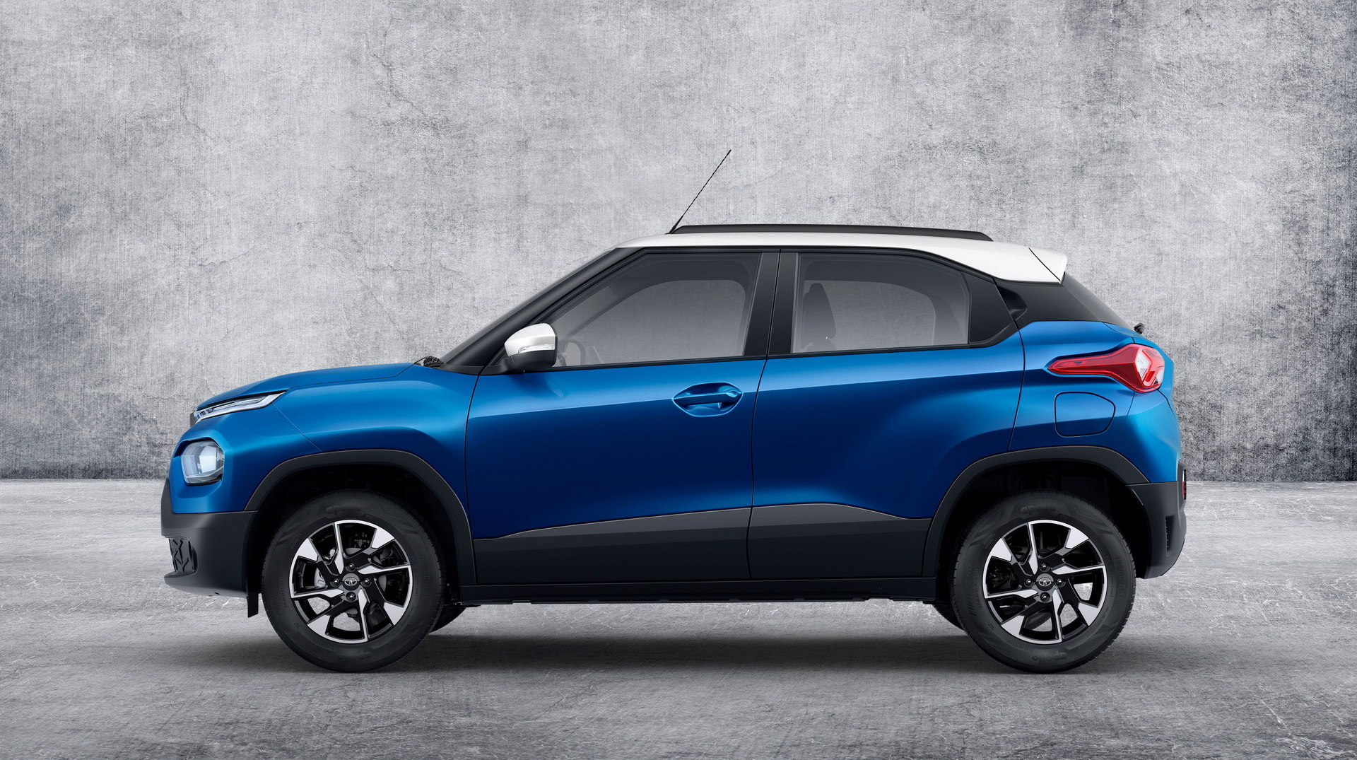 2022 Tata Punch Is India’s Newest Tiny SUV With A $7k Price Tag