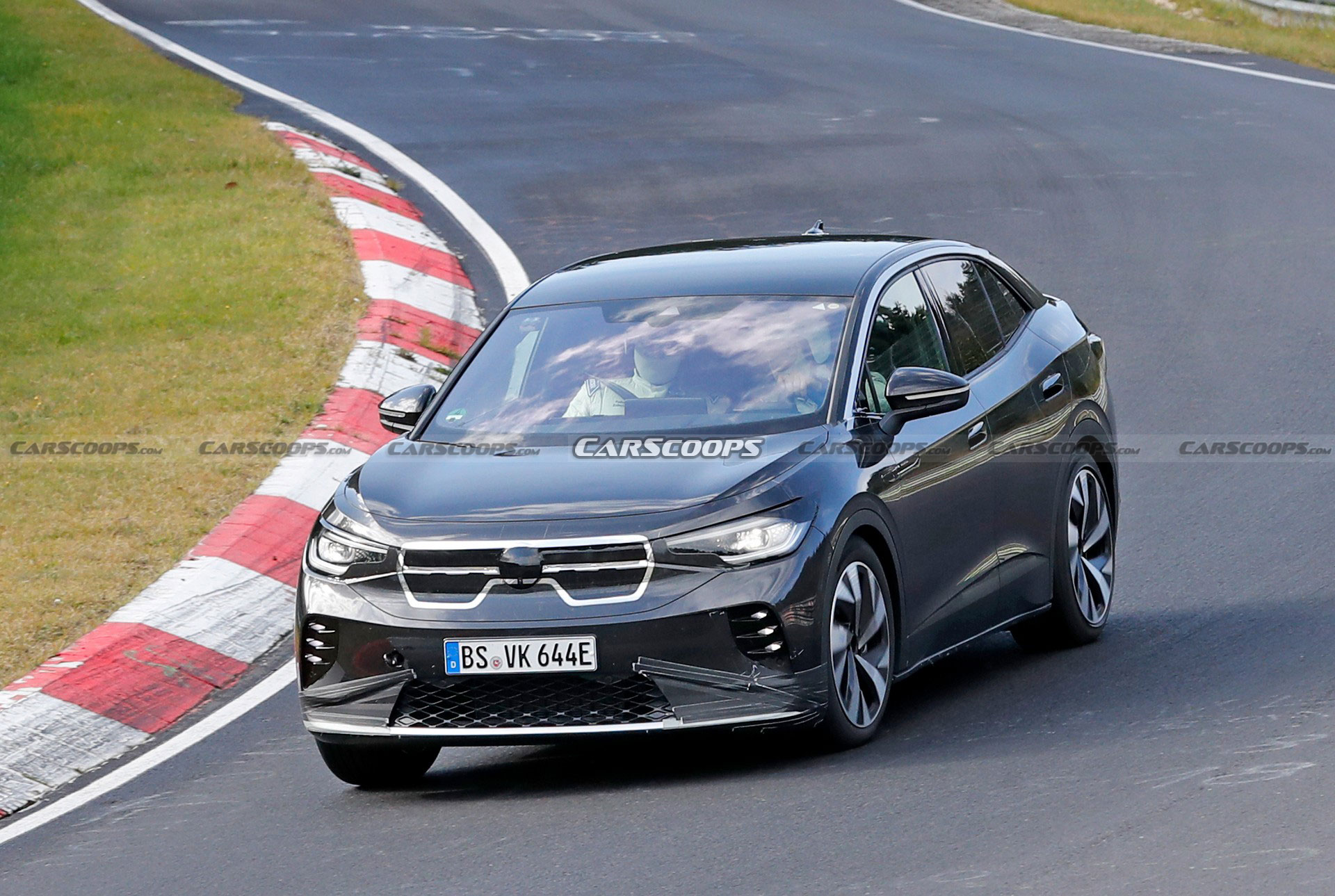 VW ID.5 GTX Crossover Coupe Tackles The Nurburgring Ahead Of Its Launch Next Year