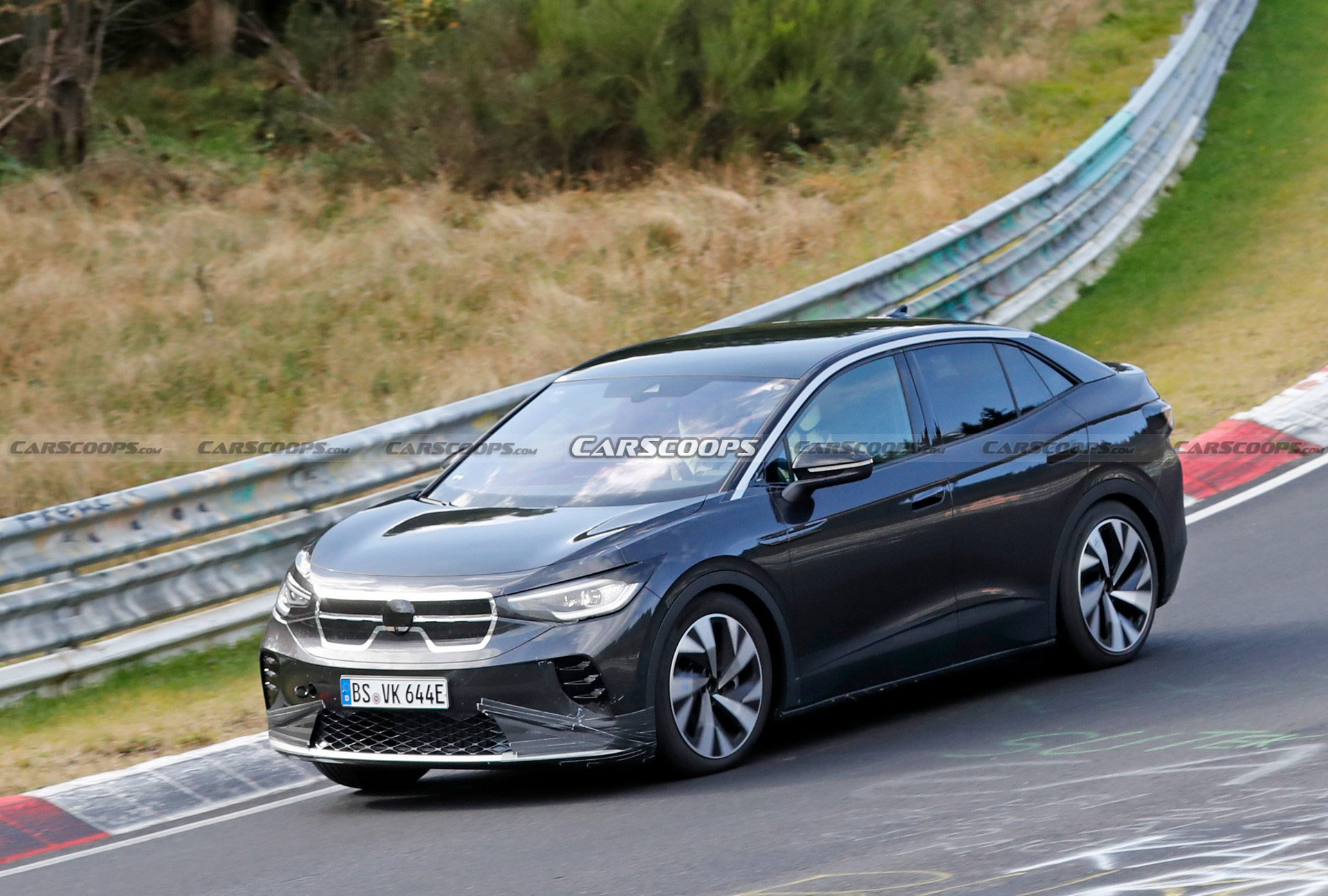 VW ID.5 GTX Crossover Coupe Tackles The Nurburgring Ahead Of Its Launch Next Year