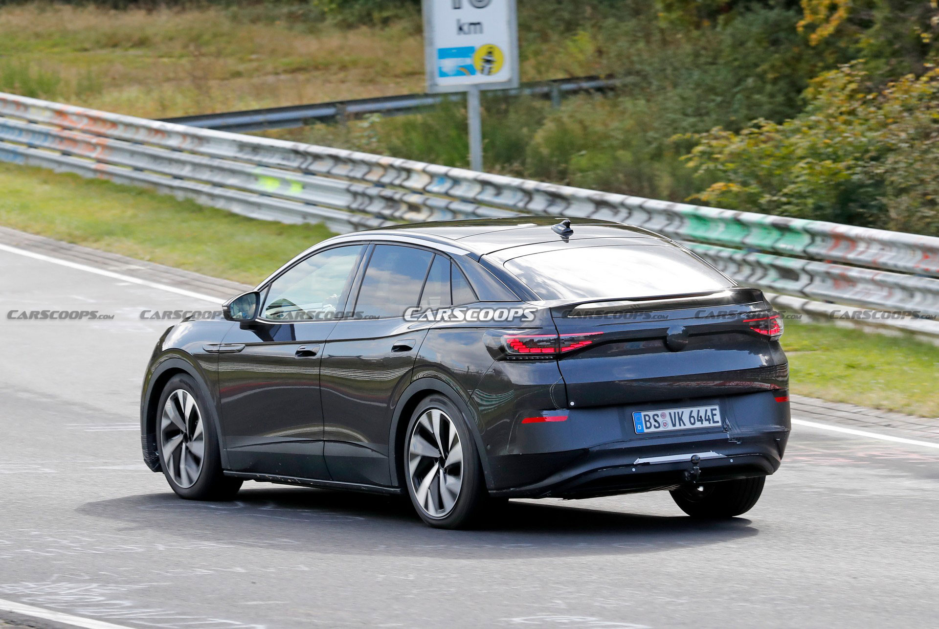 VW ID.5 GTX Crossover Coupe Tackles The Nurburgring Ahead Of Its Launch Next Year