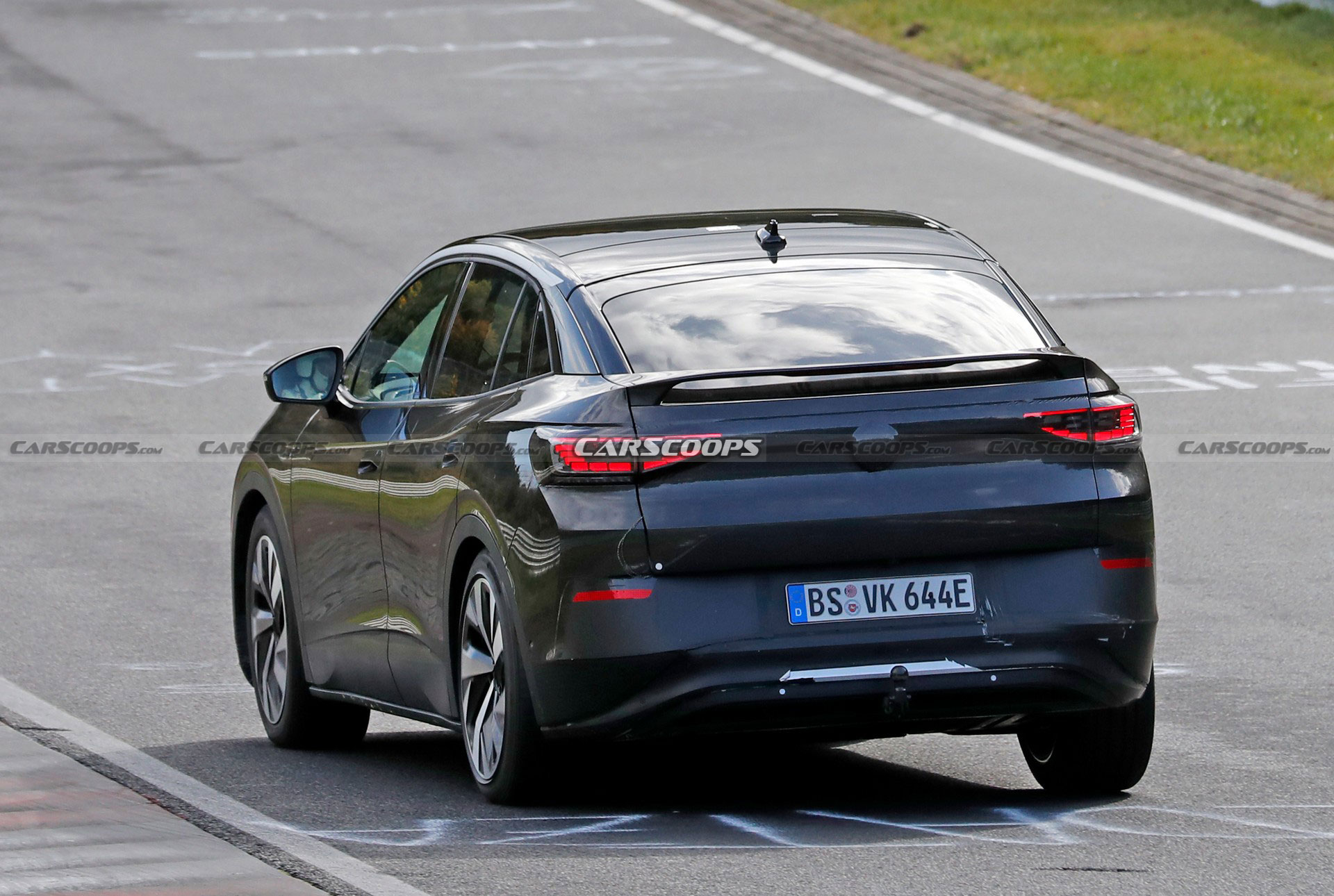 VW ID.5 GTX Crossover Coupe Tackles The Nurburgring Ahead Of Its Launch Next Year