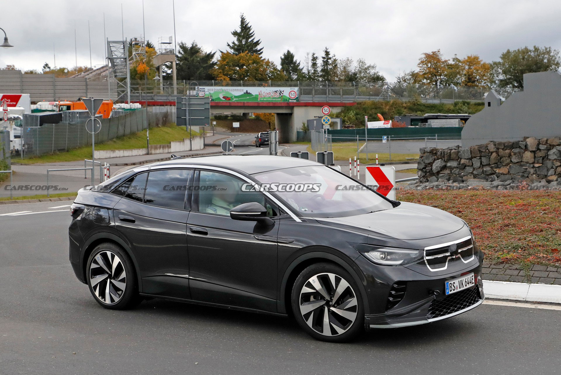 VW ID.5 GTX Crossover Coupe Tackles The Nurburgring Ahead Of Its Launch Next Year