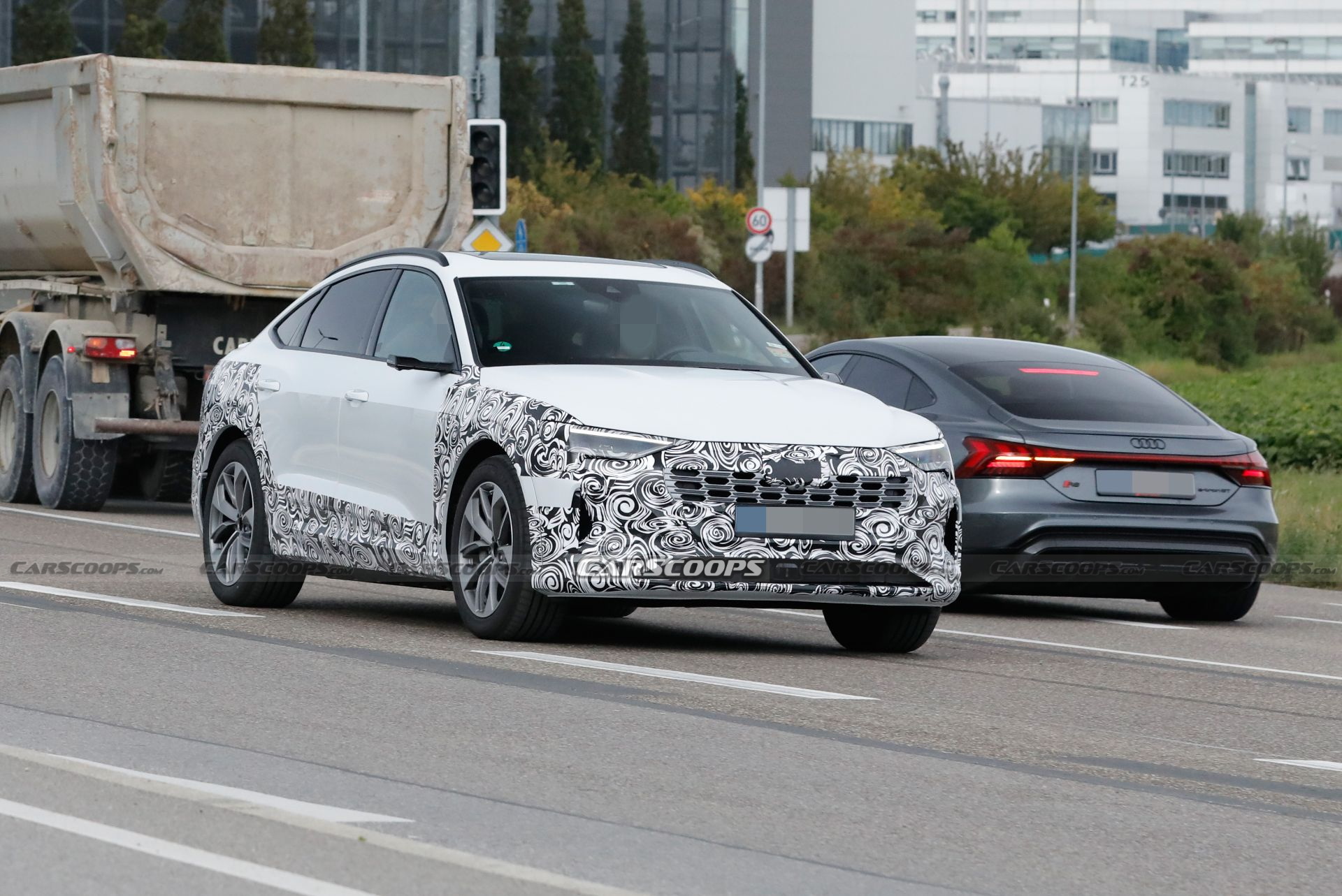 2023 Audi E-Tron Sportback Facelift Spied, Could Offer More Range Thanks To A New Battery