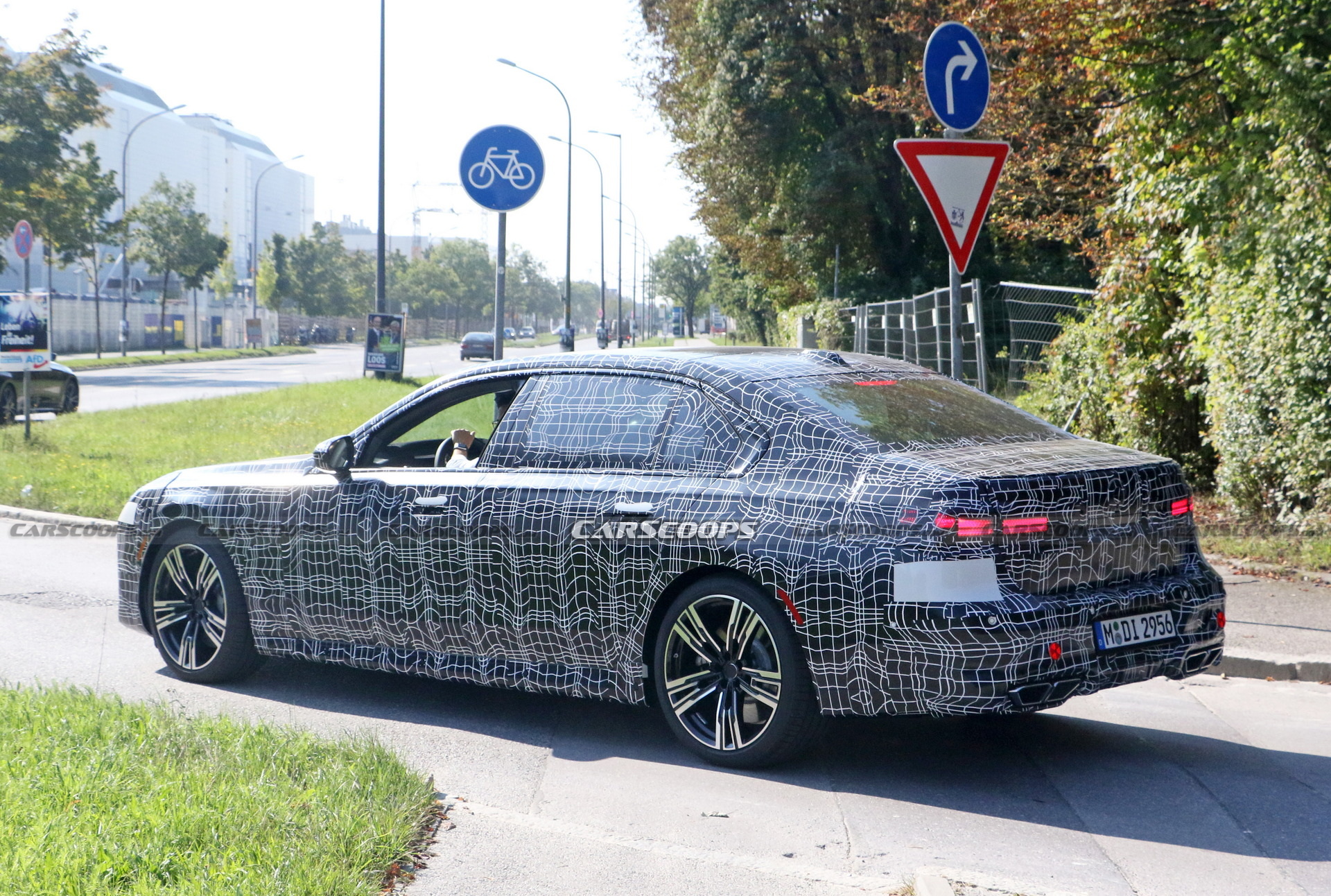 2023 BMW 7-Series Drops More Camo, Can Someone Put It Back On?