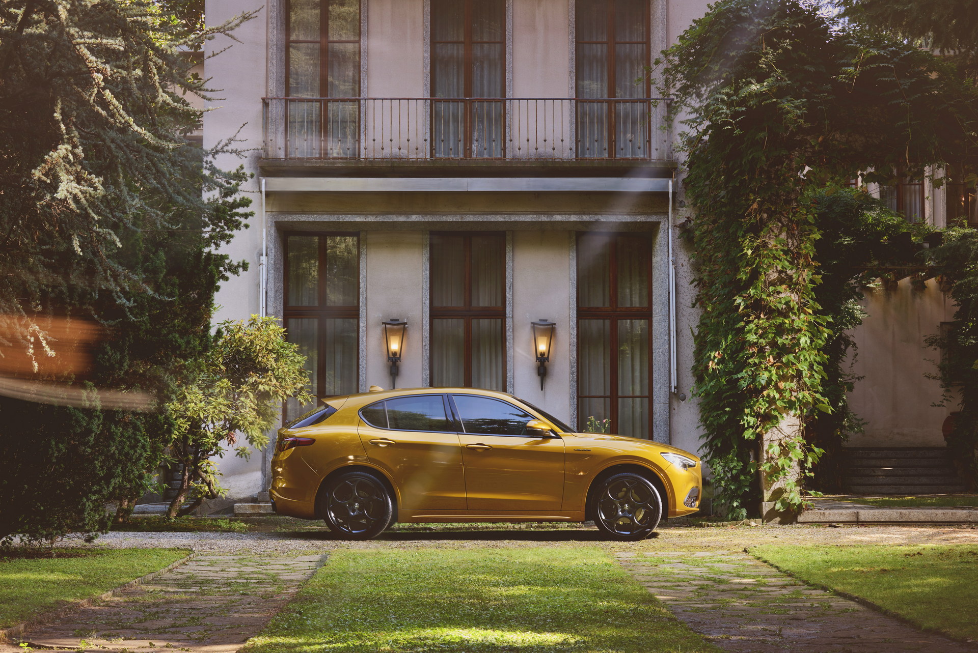 Alfa Romeo Launches New GT Junior Special Editions For Giulia And Stelvio