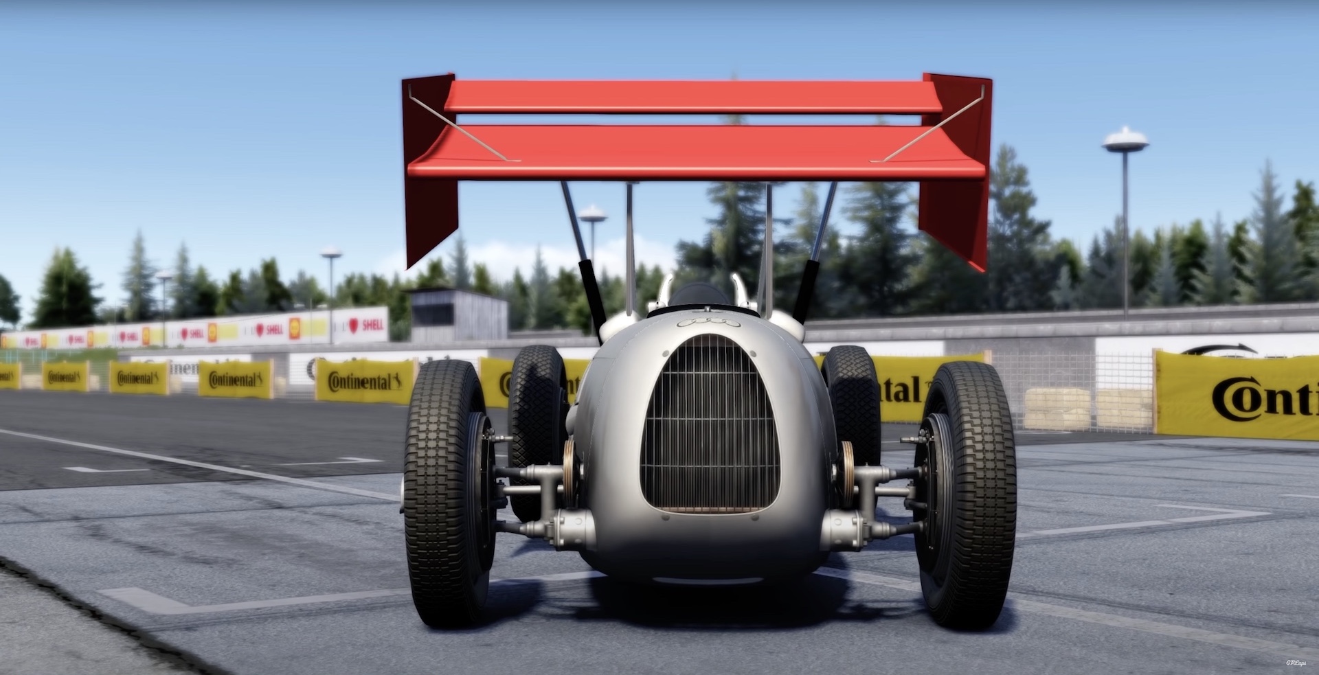Grand Prix Cars In The 1930s Were Built For Straight Line Speed – But What If They Had Wings?