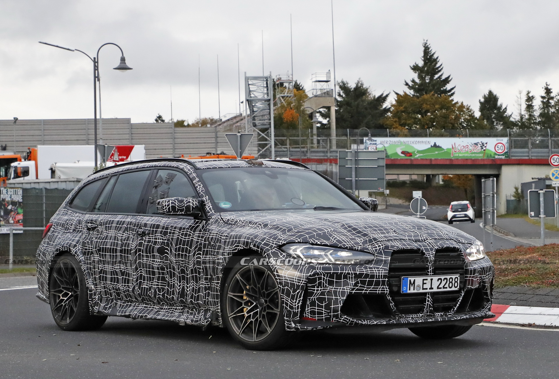 Check Out The 2023 BMW M3 Touring’s Brakes Glow As It Gets Pounded Around The ‘Ring
