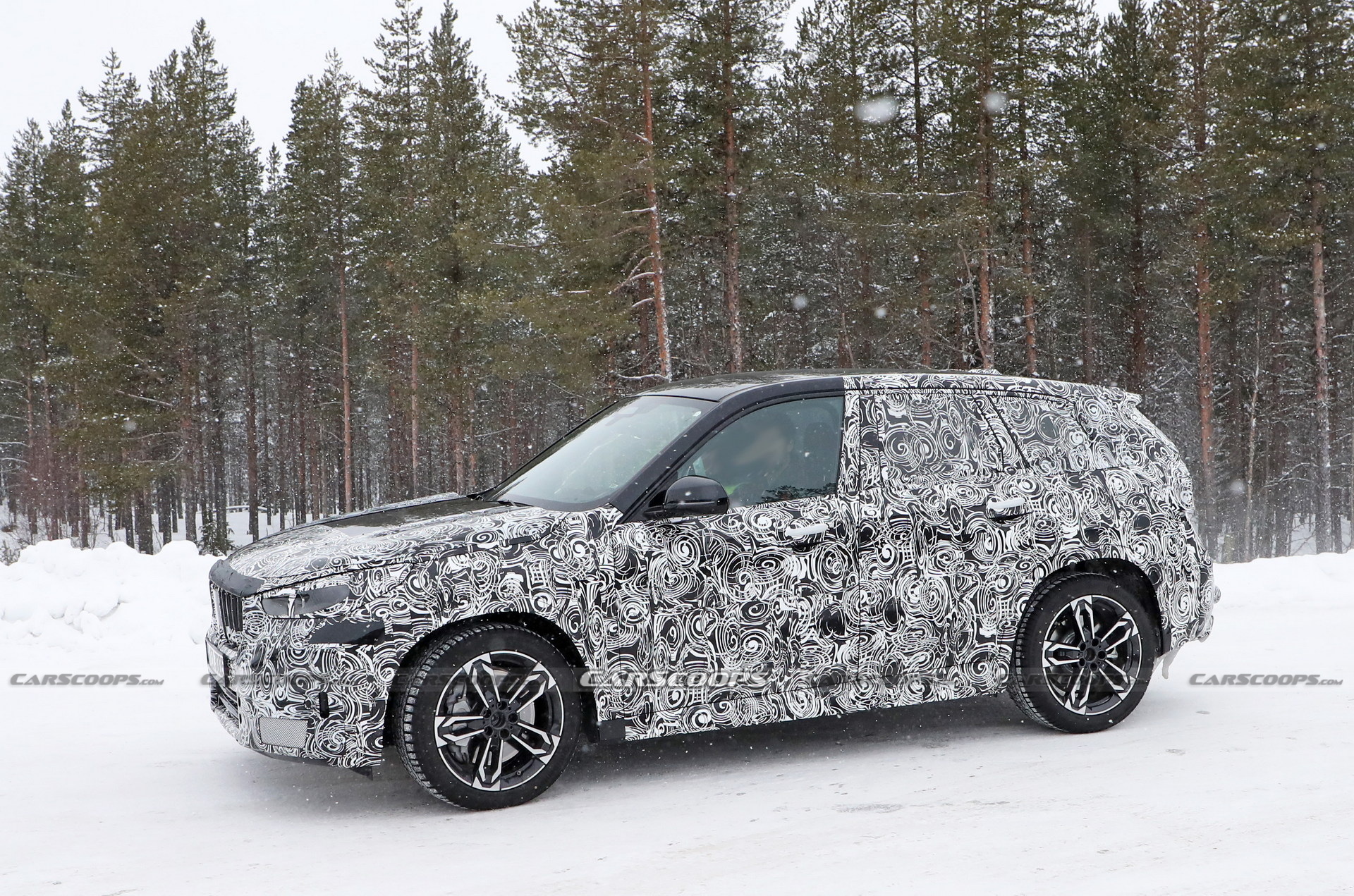 2023 BMW X1 M35i Spied With Quad-Tailpipes Powersliding In The Snow