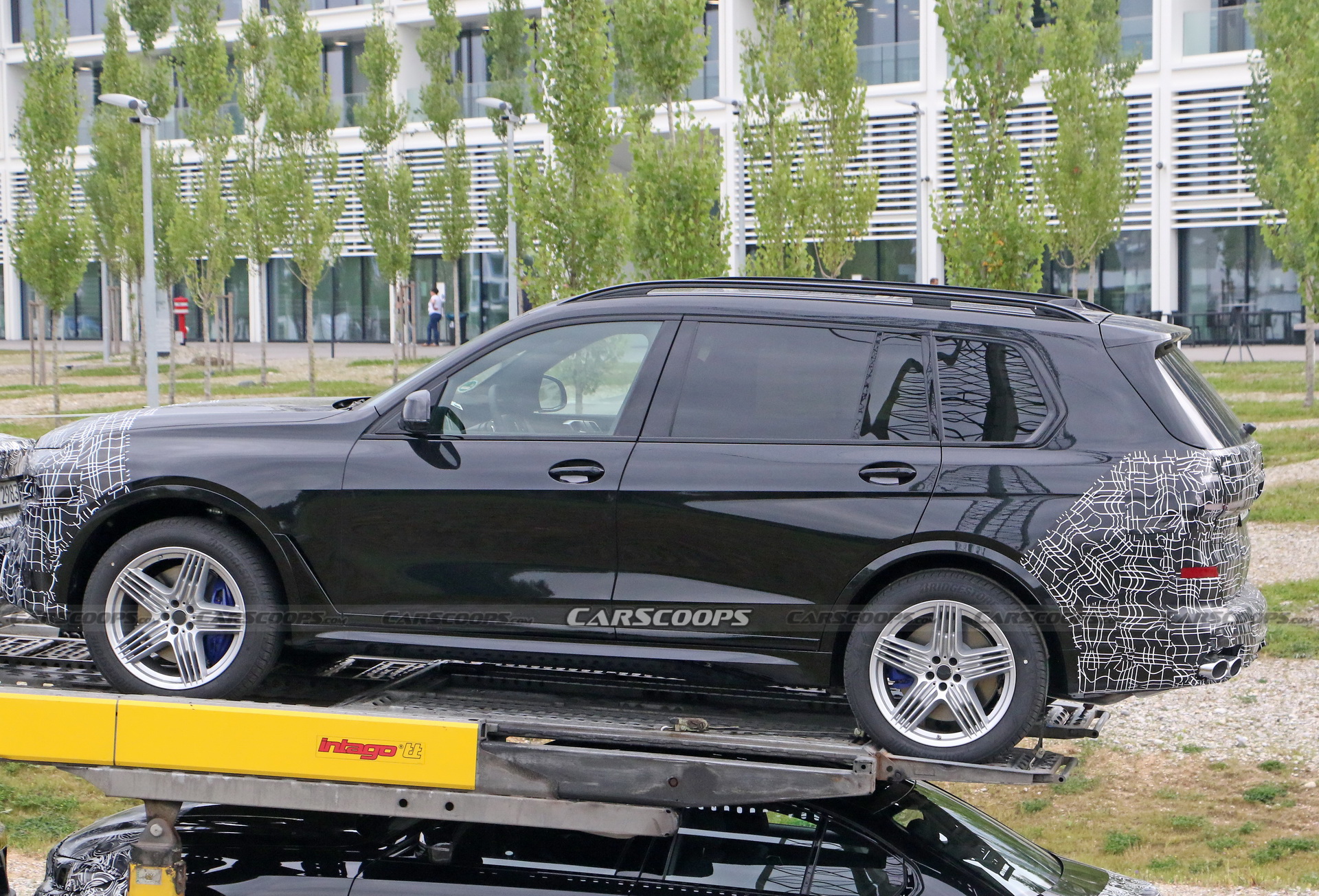 Alpina’s Refreshed XB7 Spied With Some Big Visual Changes