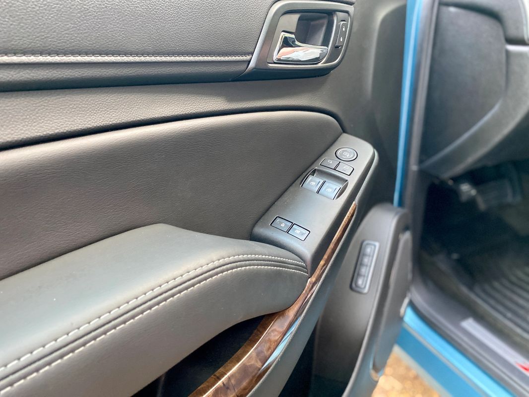 A Two-Door Chevy Tahoe-Based K5 Blazer Is Heading To SEMA