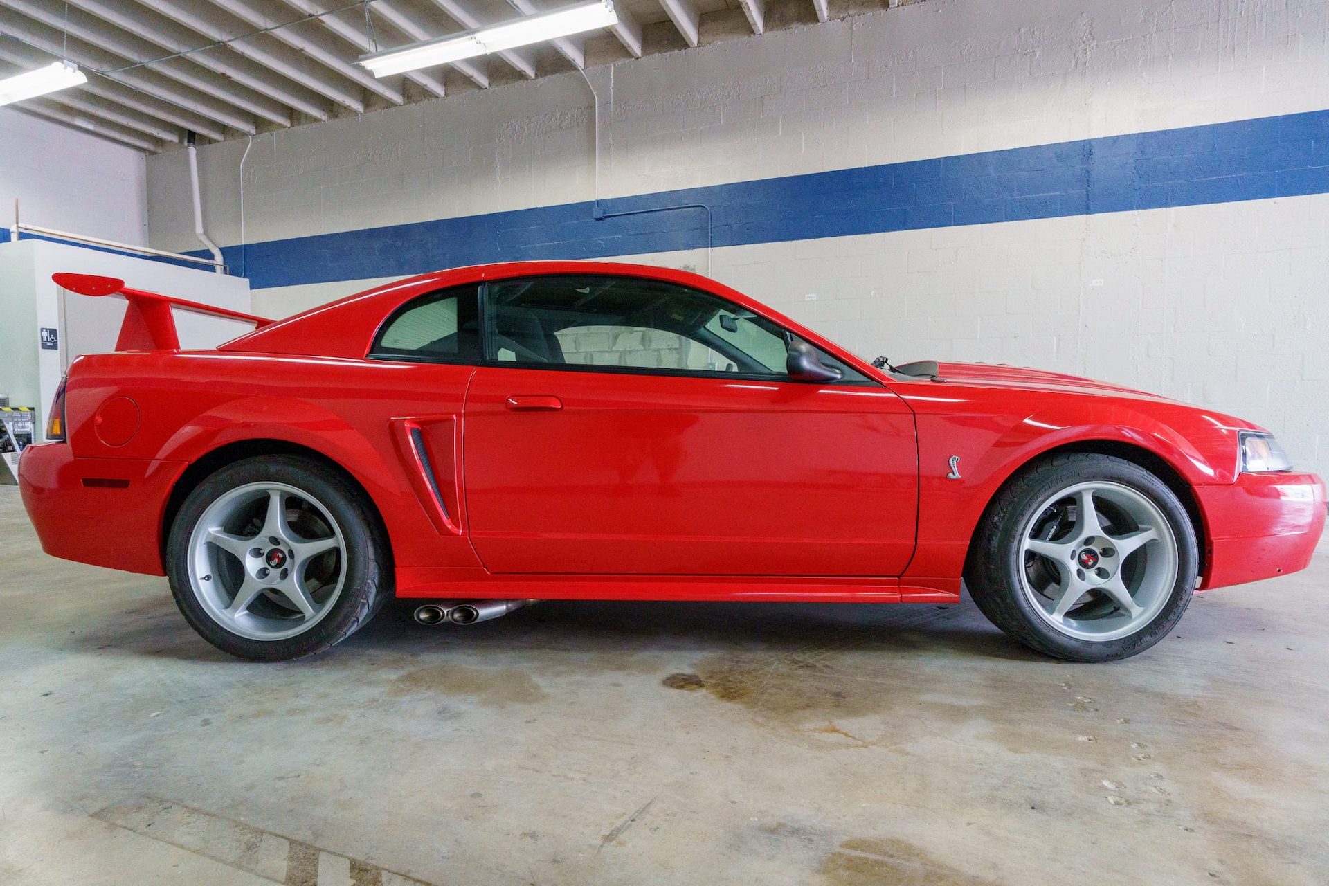 This 365-Mile SVT Mustang Cobra R Is Calling The New GT500 Out