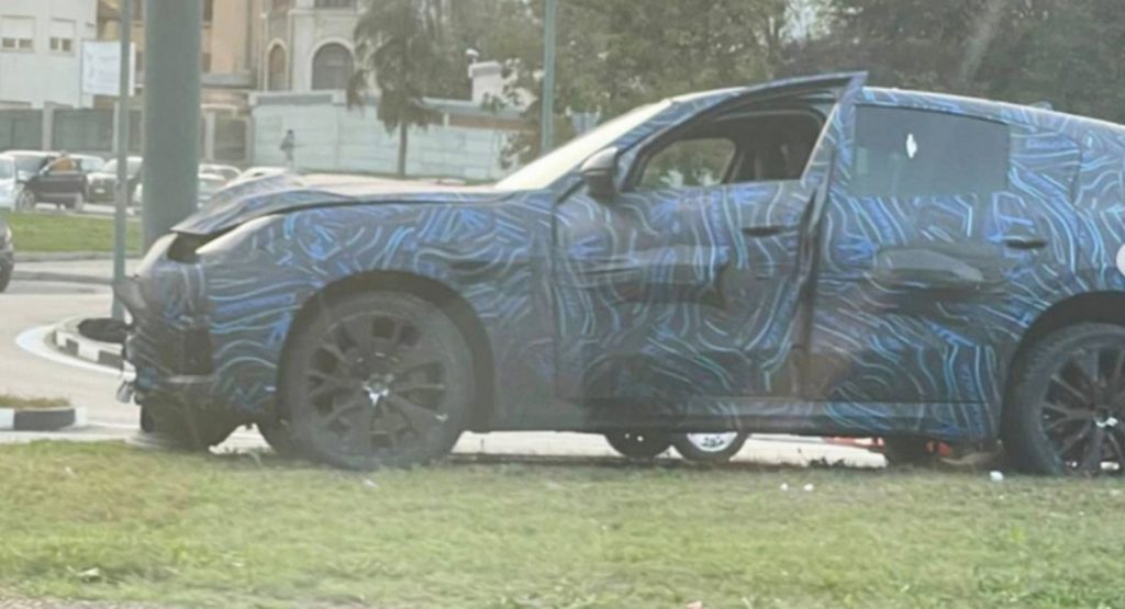  Maserati Grecale SUV Prototype Crashes Into A Pole In Turin