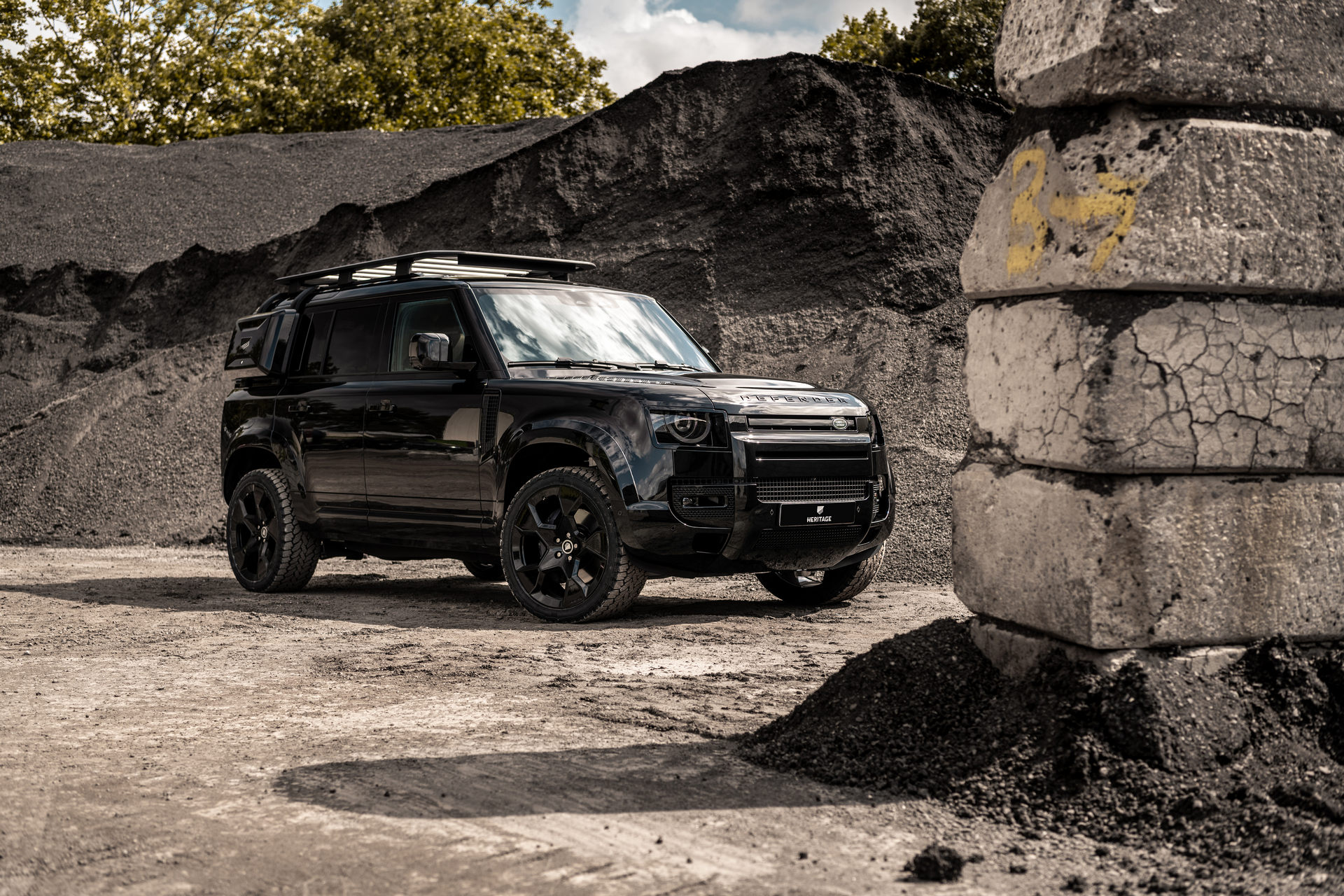 Heritage Customs Dresses The Land Rover Defender In All-Black Tuxedo