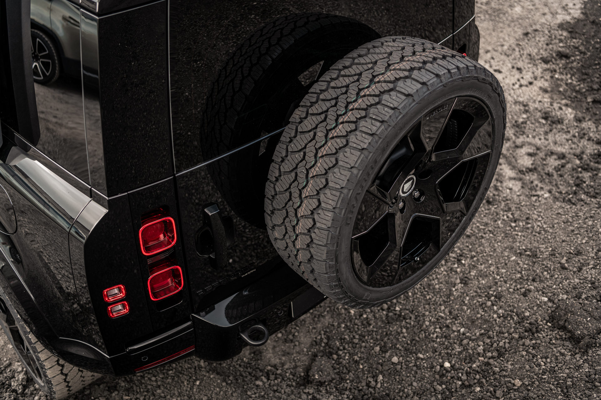 Heritage Customs Dresses The Land Rover Defender In All-Black Tuxedo