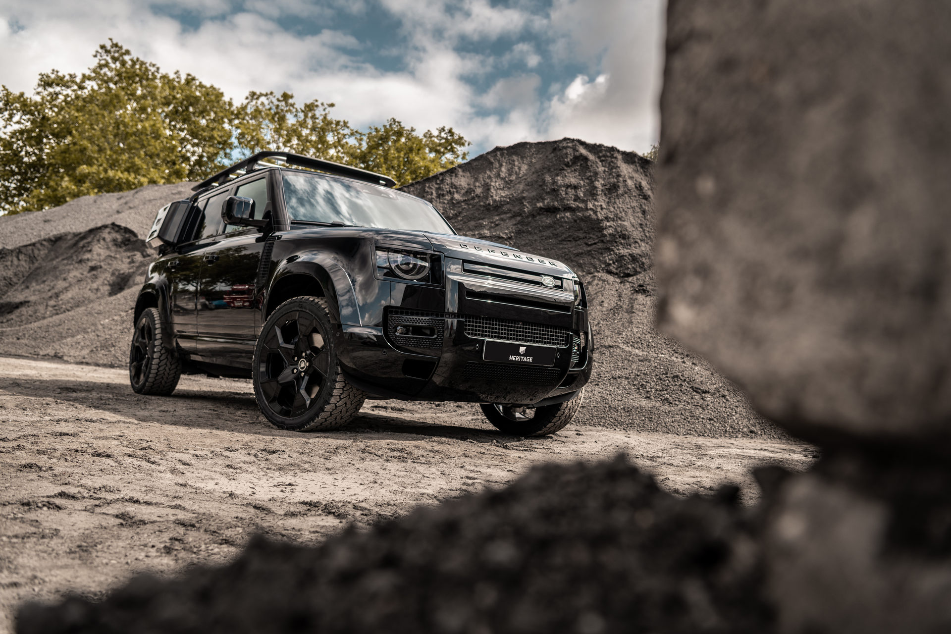 Heritage Customs Dresses The Land Rover Defender In All-Black Tuxedo