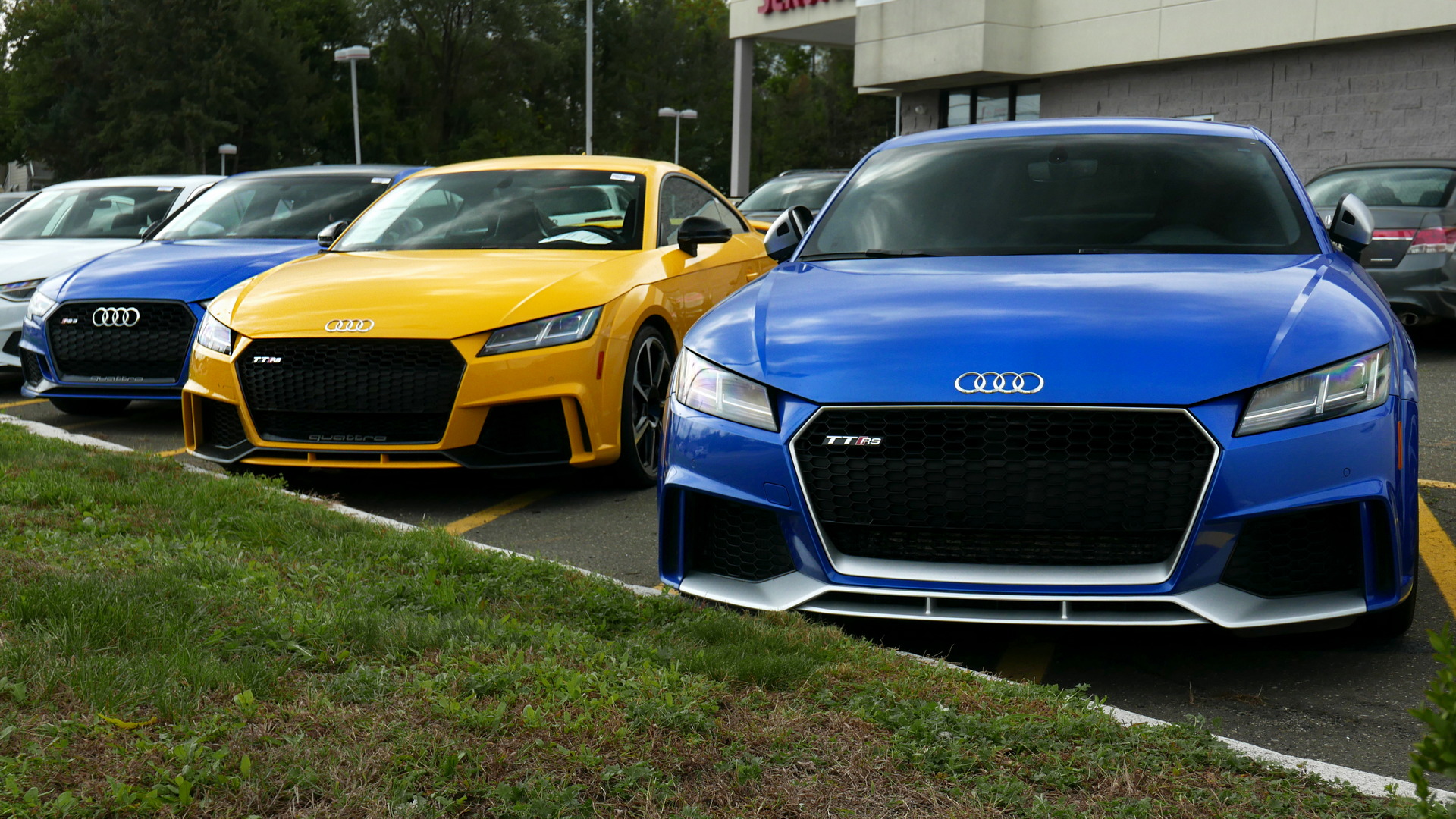 A Look Inside The Kia Dealership In New Jersey That Sells Lambos, McLarens, GT-Rs And Other Exotics