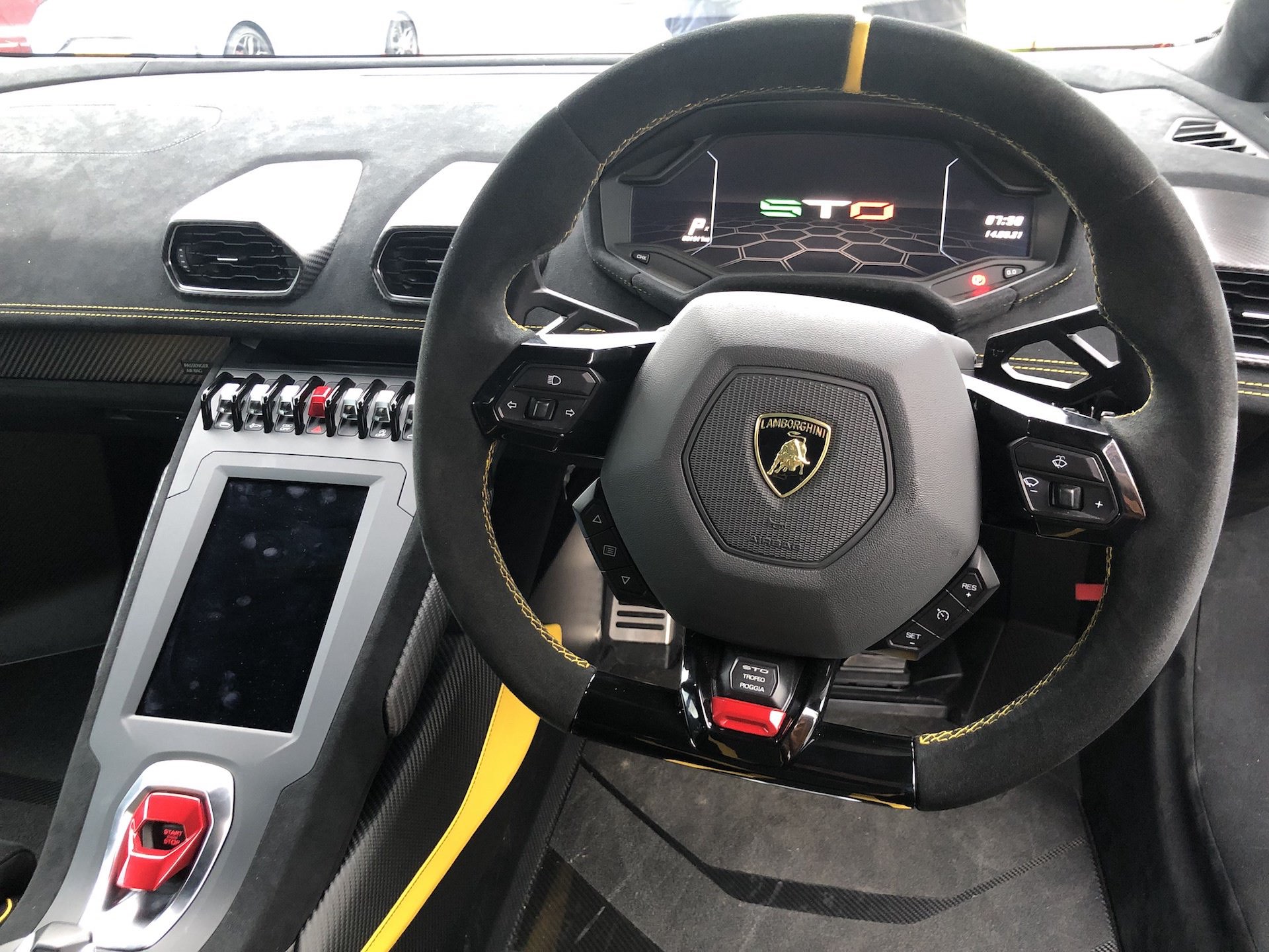 Lamborghini Huracan STO 22 - Auto Recent