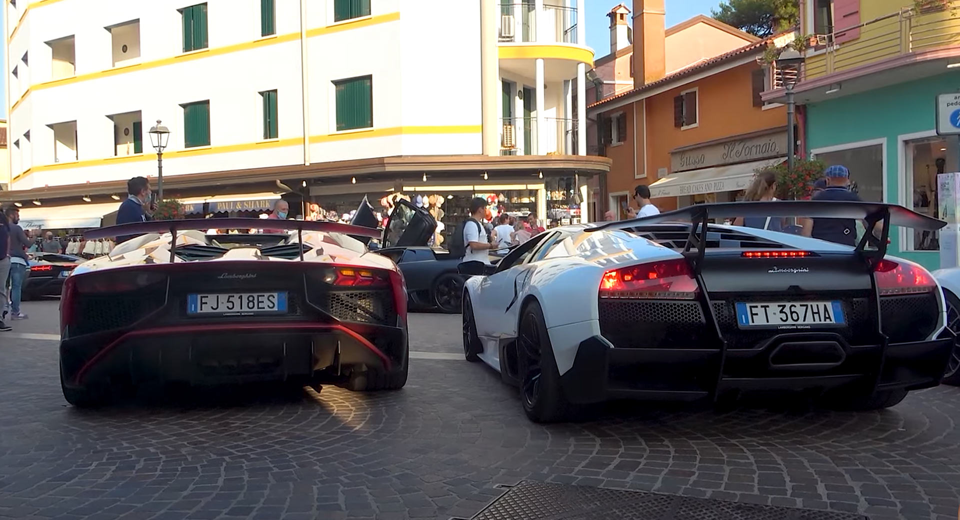 Which Sounds Best, The Murcielago SV Or The Aventador SV
