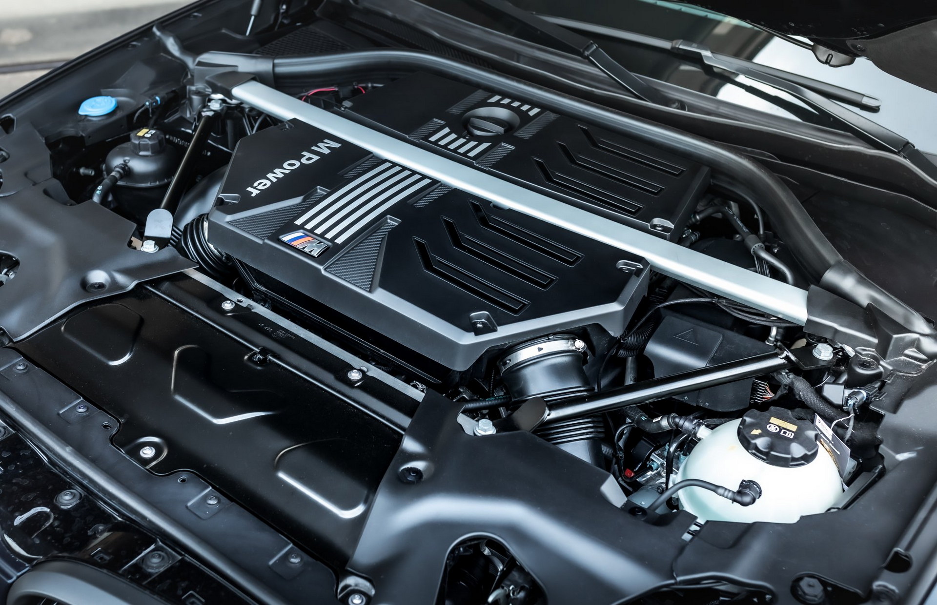 Manhart MHX3 600 Is A Beefed-Up BMW X3 M Competition With 626 HP