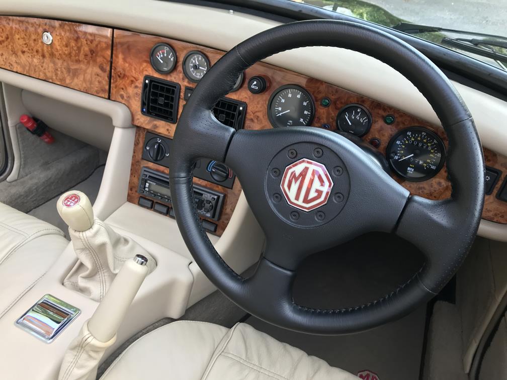 1995 MG RV8 Offers A Taste Of Old-School British Motoring