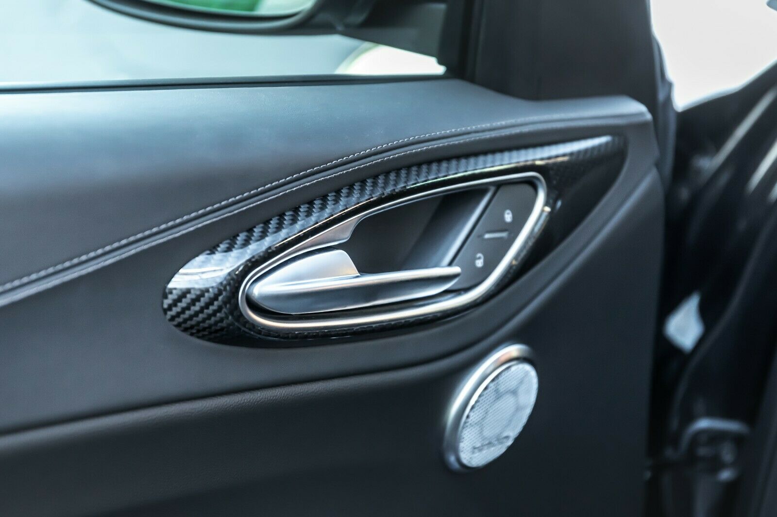 Manhart’s Alfa Romeo Giulia Quadrifoglio Pumps Out 653 HP