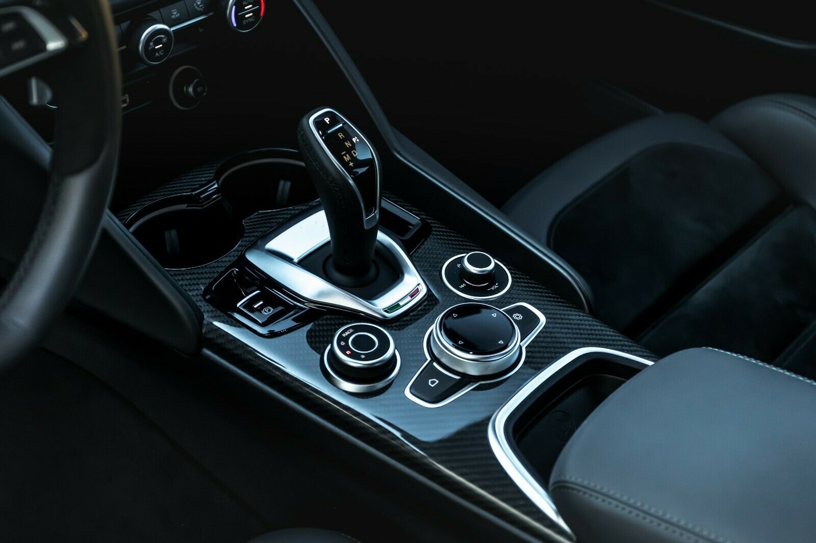 Manhart’s Alfa Romeo Giulia Quadrifoglio Pumps Out 653 HP