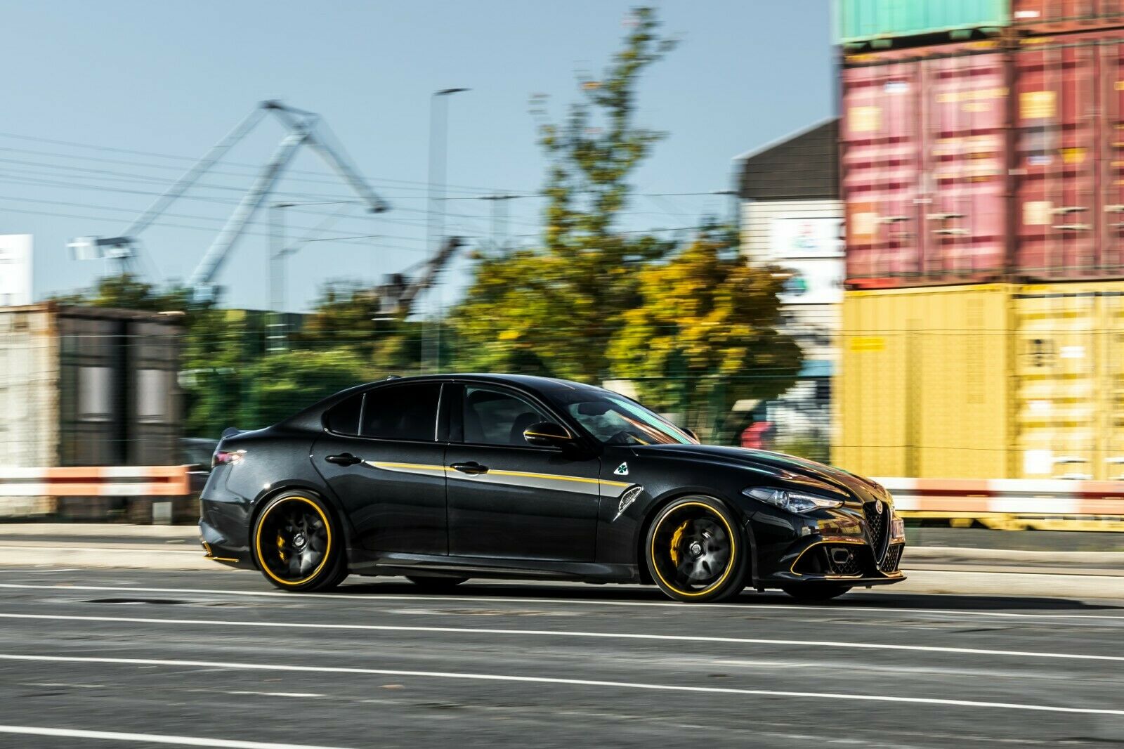 Manhart’s Alfa Romeo Giulia Quadrifoglio Pumps Out 653 HP