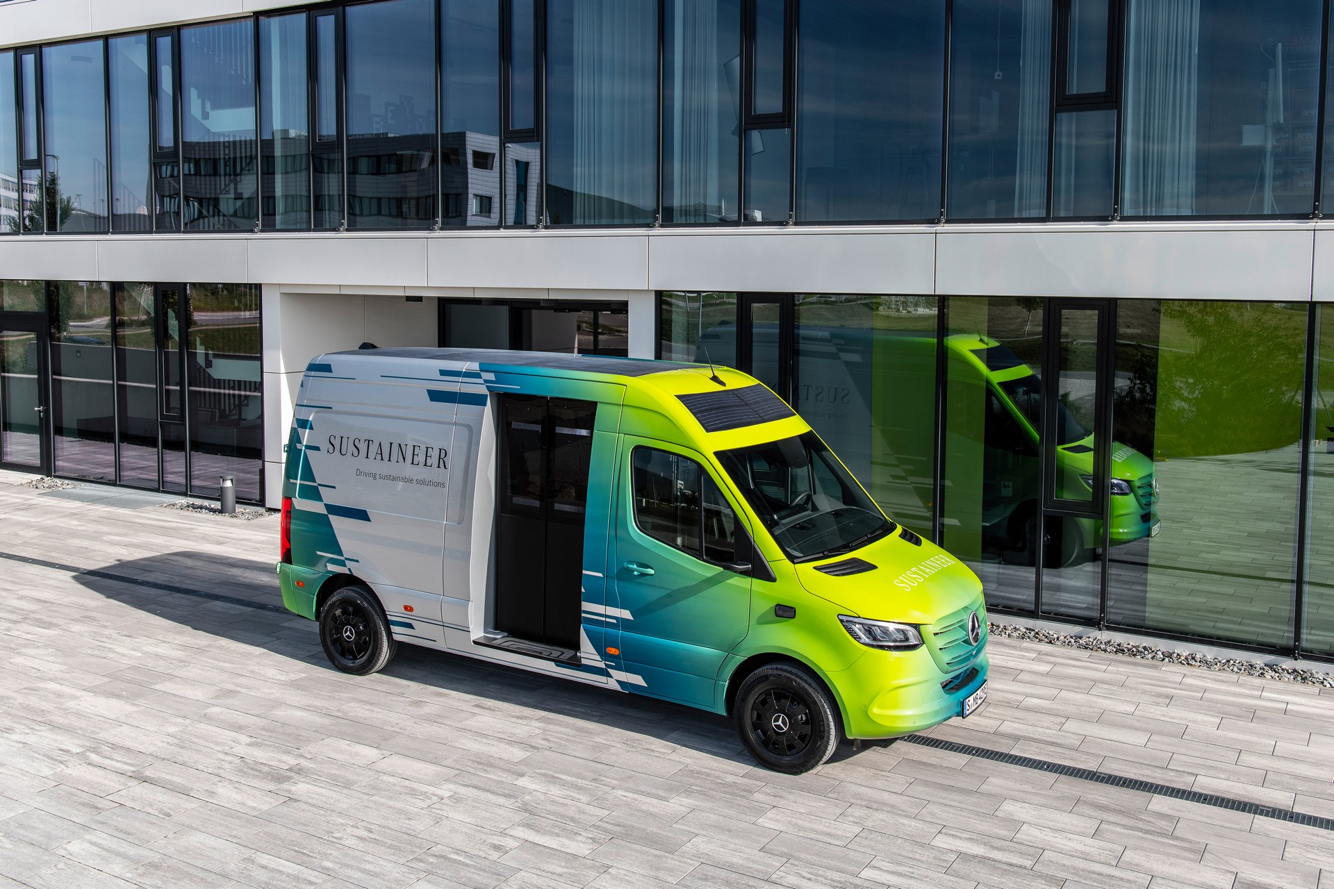 Mercedes Sustaineer Concept Boasts Solar Panels, Heated Seat Belt And Host Of Eco-Friendly Features