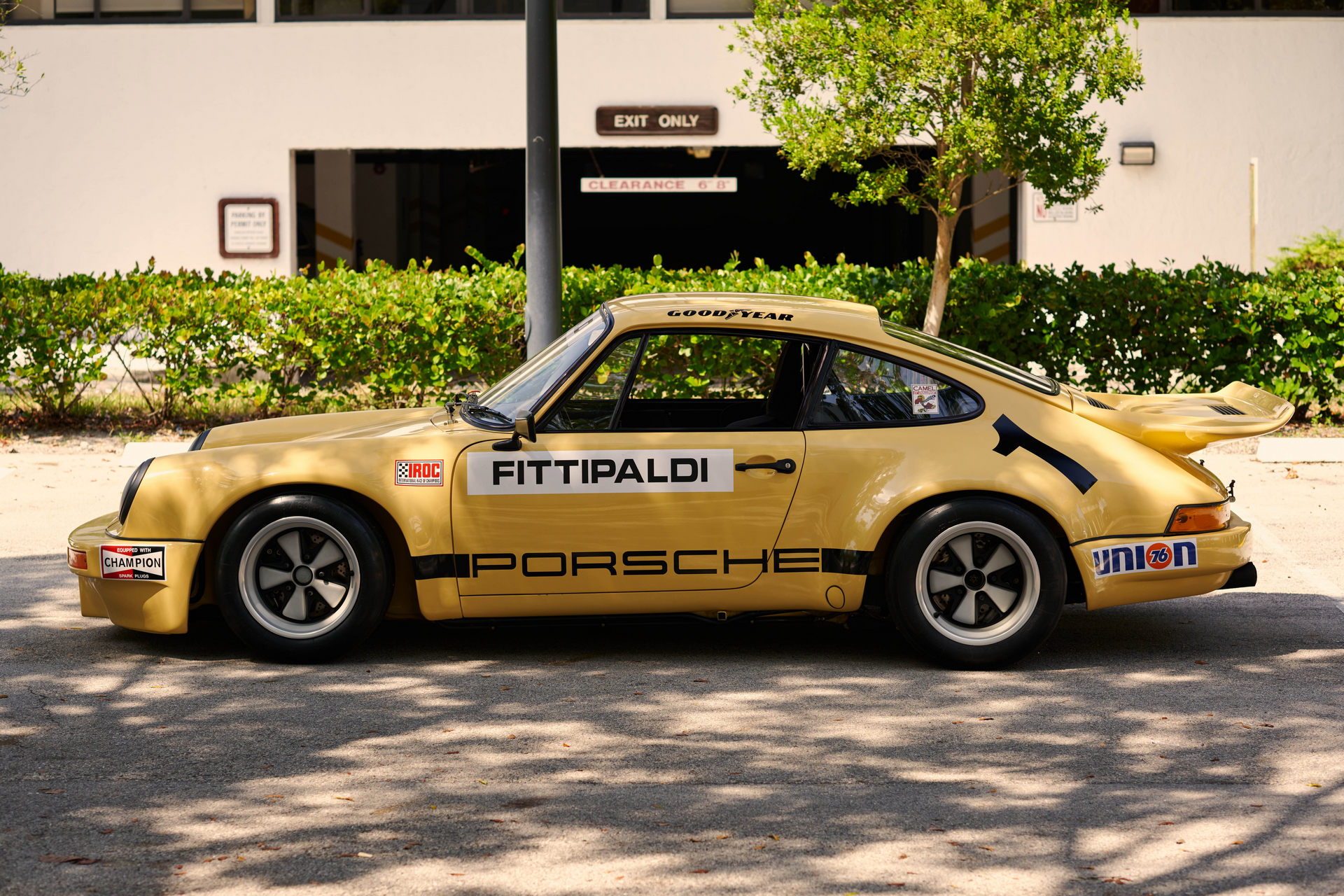 Pablo Escobar’s Old 1974 Porsche 911 Carrera 3.0 RSR Needs A New Home