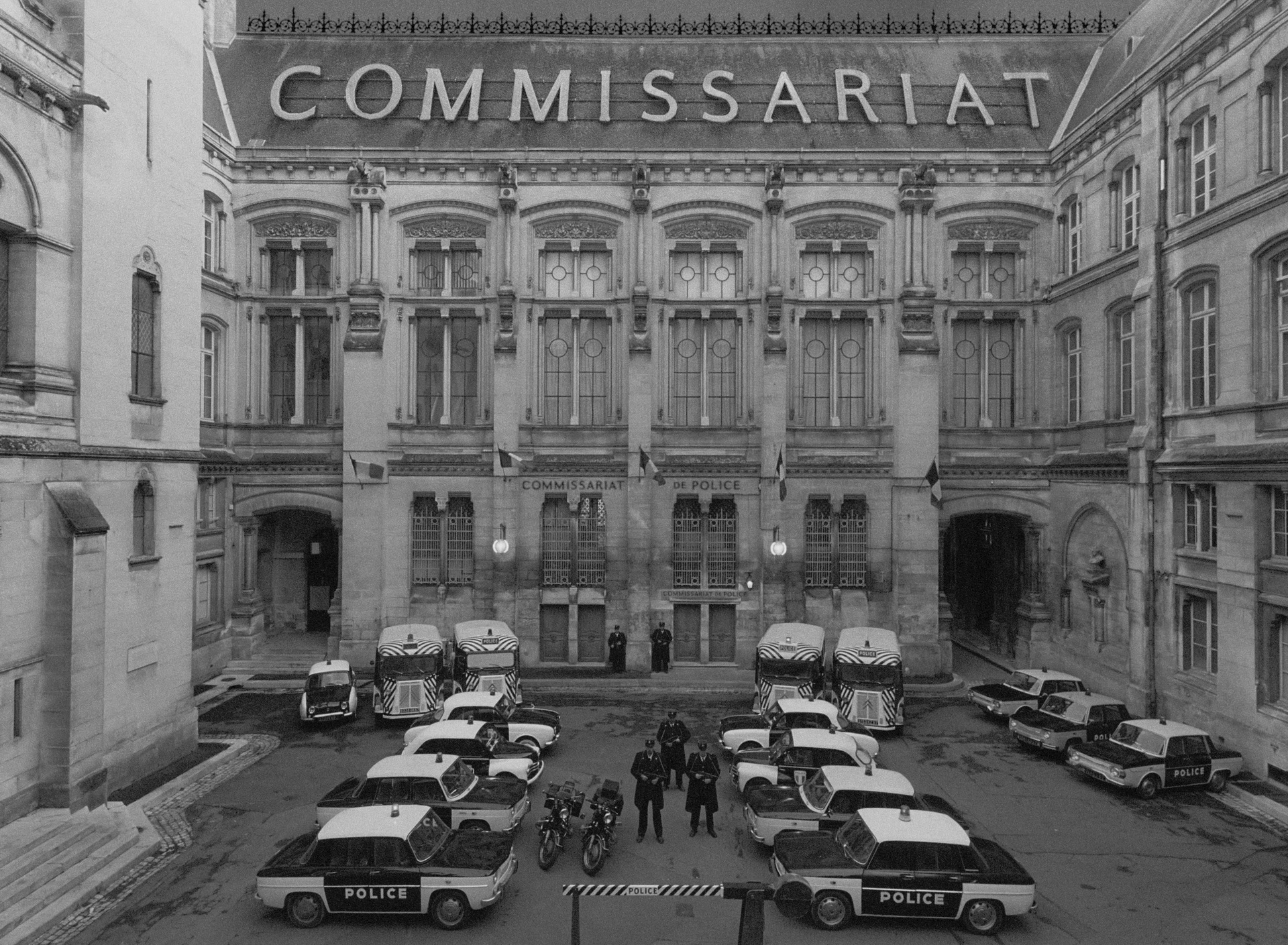 Citroen Traction Stars In Suitably Quirky Car Chase In Wes Anderson’s Latest Film