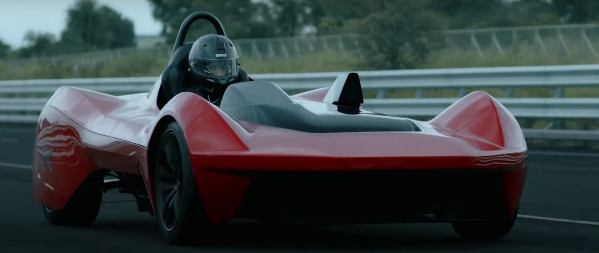 The Vazirani Ekonk Is A 722 Hp Single-Seat Electric Speedster That’s Lighter Than A Mazda MX-5