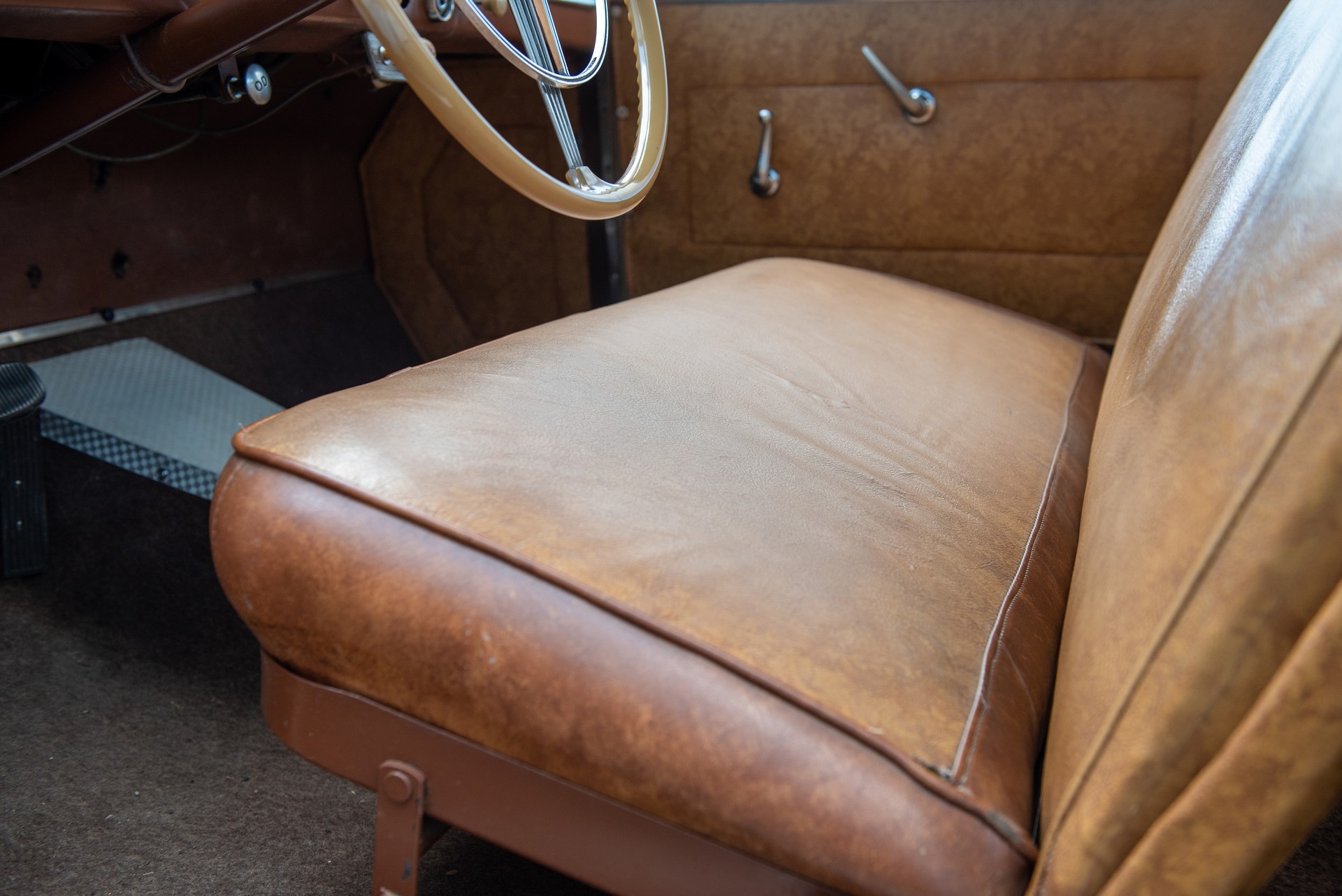 This 1948 Playboy Convertible Features A Retractable Hardtop And Is Rarer Than Some Supercars