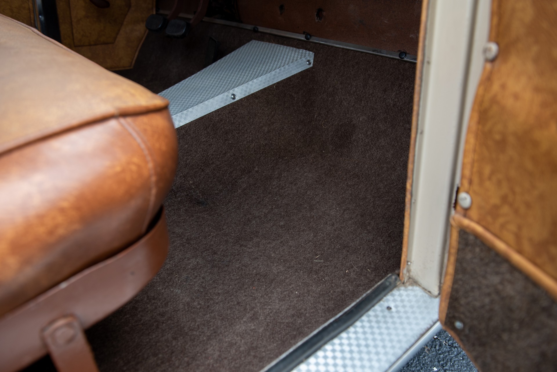 This 1948 Playboy Convertible Features A Retractable Hardtop And Is Rarer Than Some Supercars